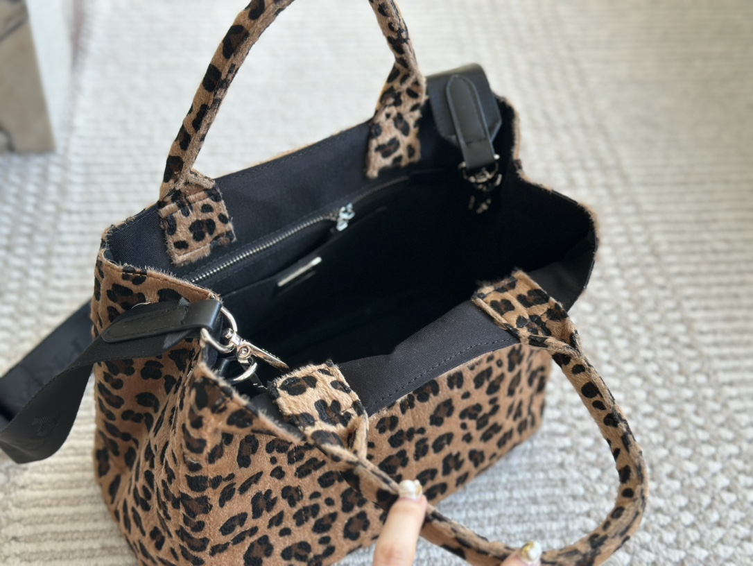 Pra new arrival tote bag 006  size:30 * 20cm - Top Club