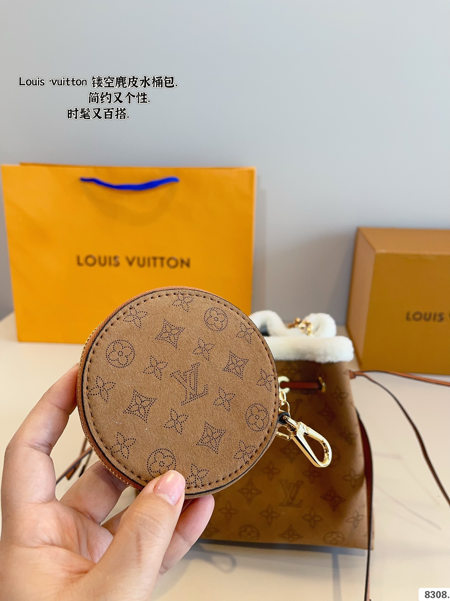 Louis new arrival bucket bag size: 23*14*19cm - Top Club