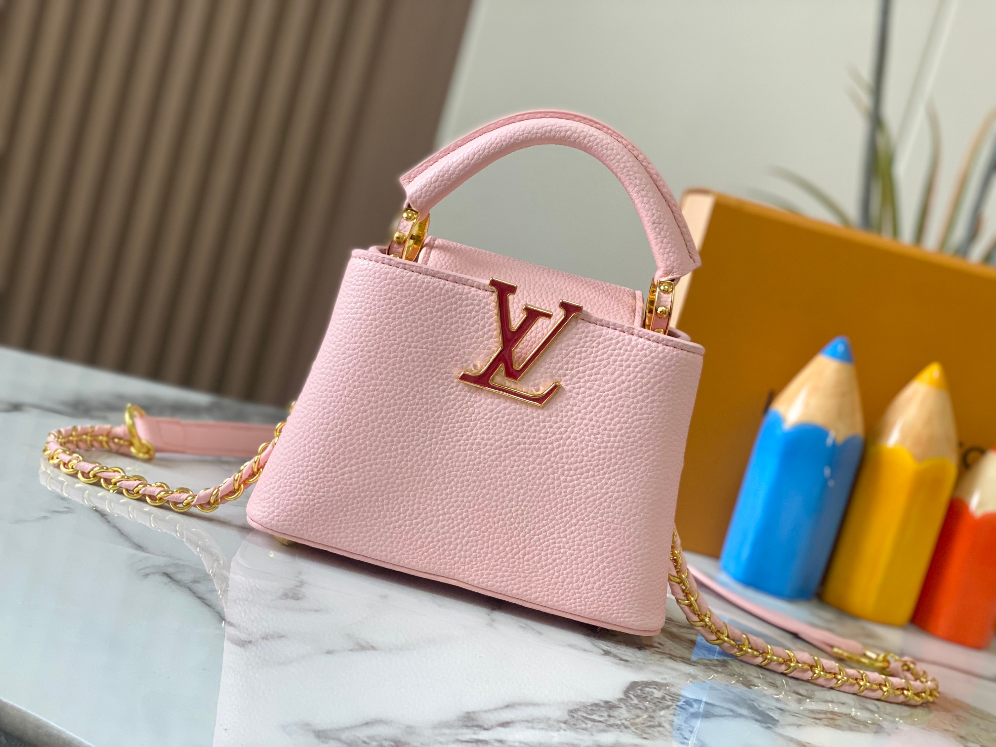 Louis Milky Way Capucines BB  Taurillon leather M23082 size: 21��14��8cm - Top Club