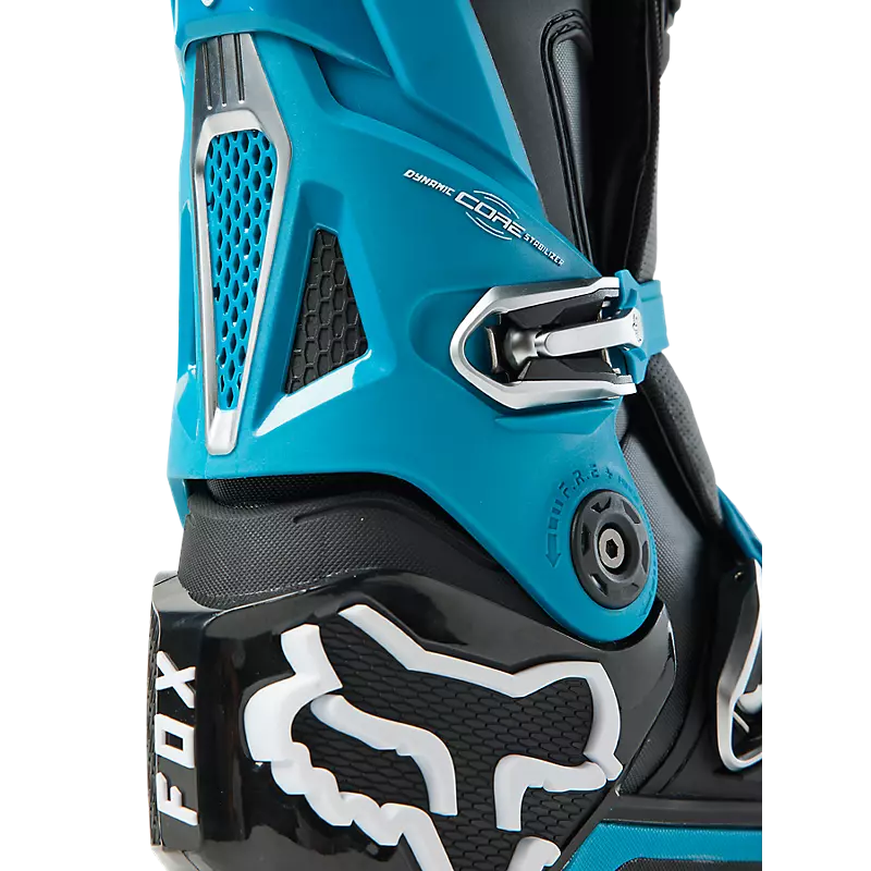 Instincts boots