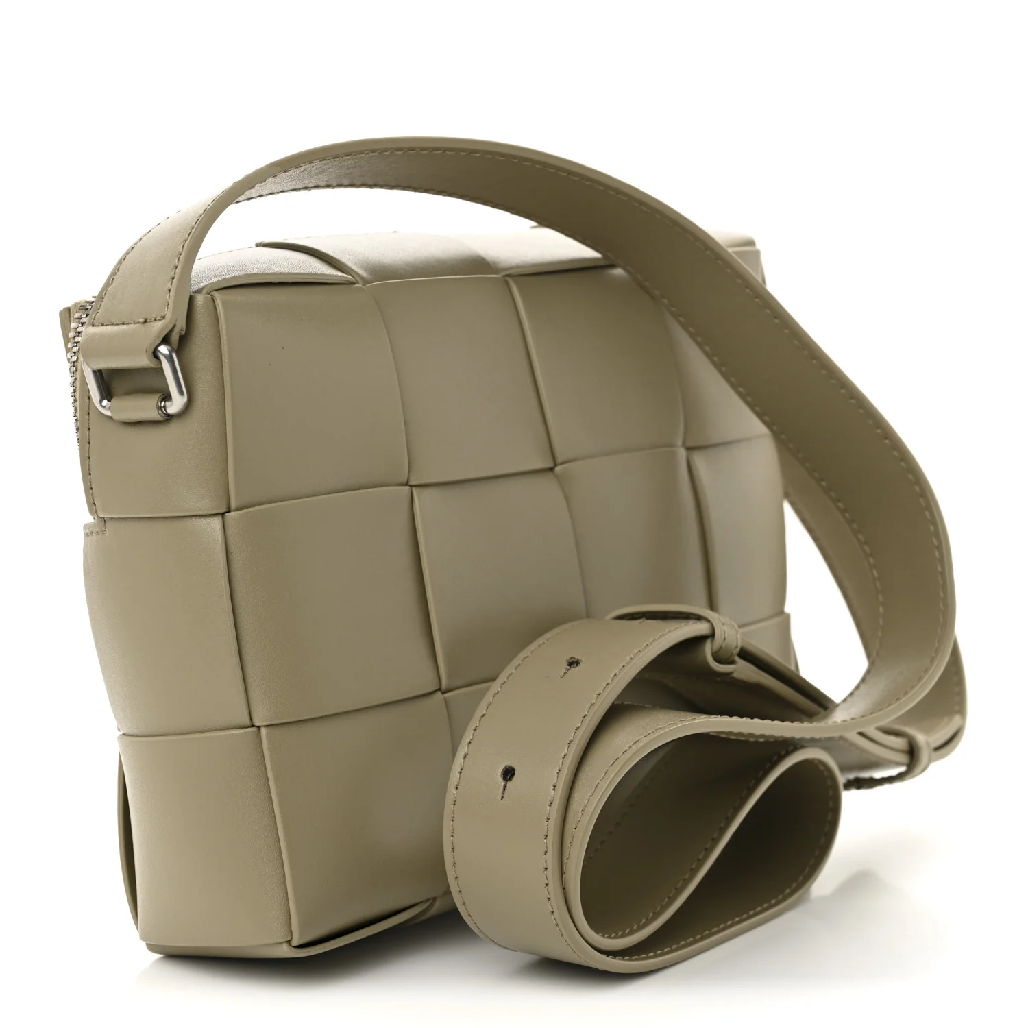 Lambskin Maxi Intrecciato Cassette Camera Bag Travertine - Top Club