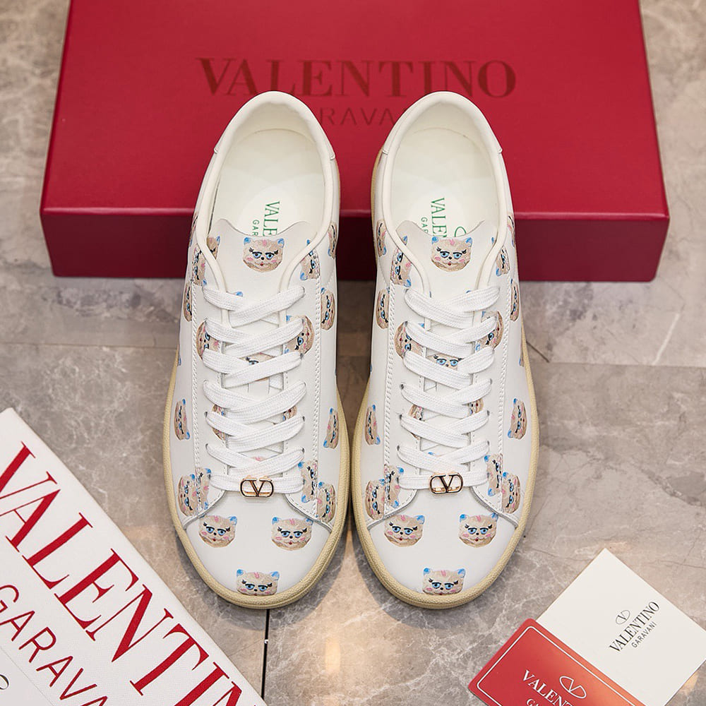 VALENTINO ROYCO Women s  LE CHAT DE LA MAISON  Patterned Soft Calfskin Sneakers - Top Club