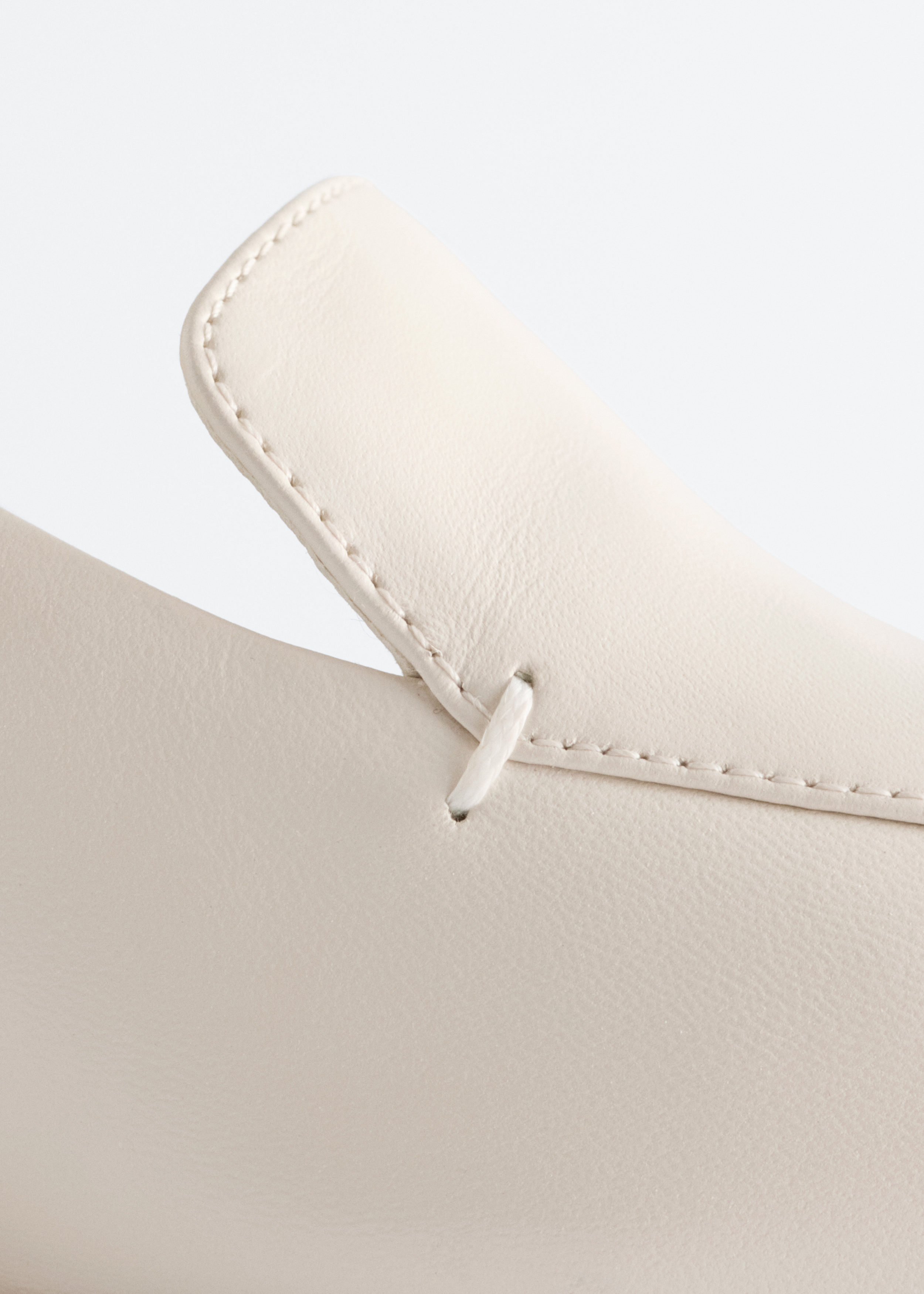& Other Stories LEATHER LOAFER PUMPS
