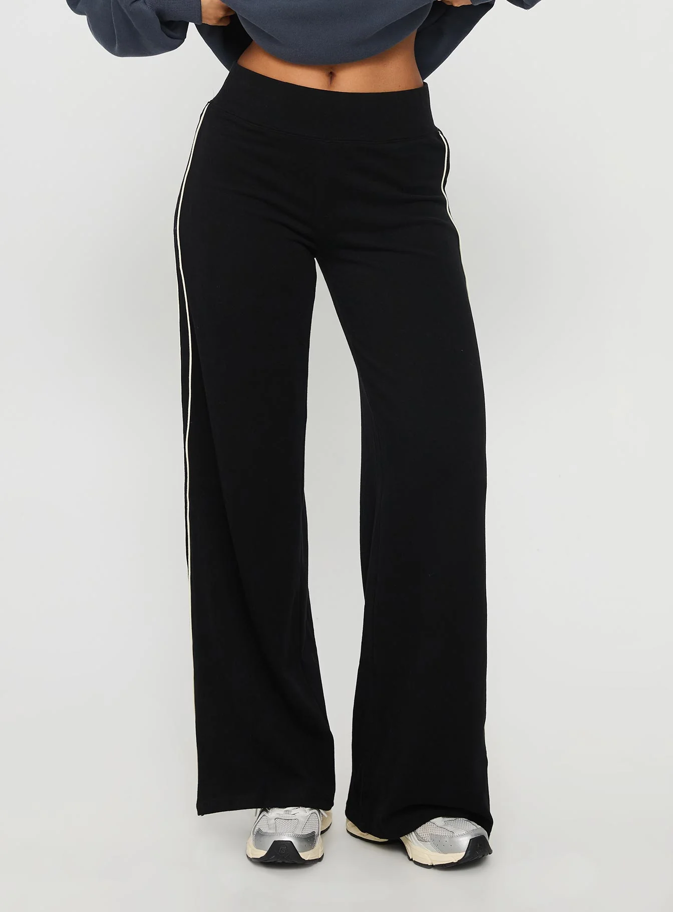 Ascenda Straight Leg Track Pant Black