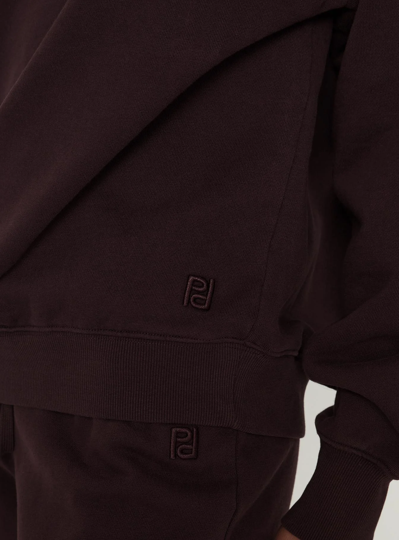 Wellness Off The Shoulder Jumper Brown