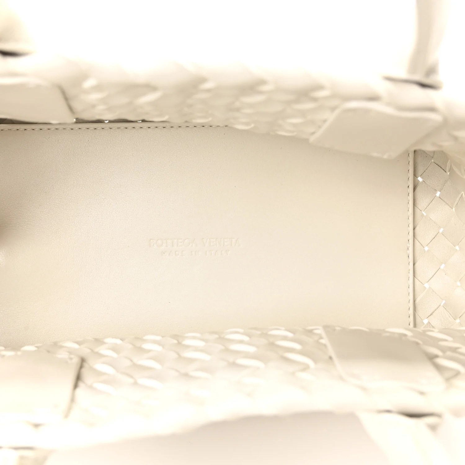 Nappa Intrecciato Mini Cabat White - Top Club