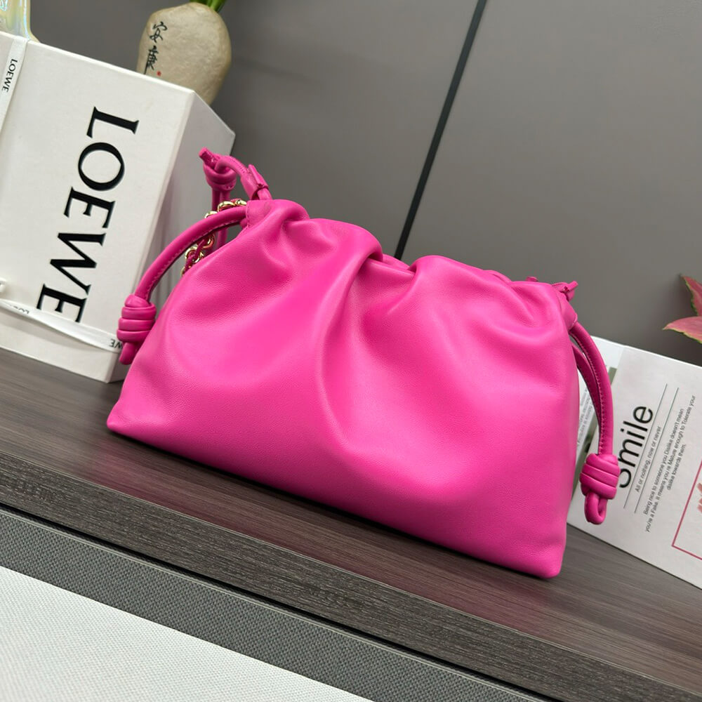 Loewe Medium Flamenco purse in mellow nappa lambskin - Top Club