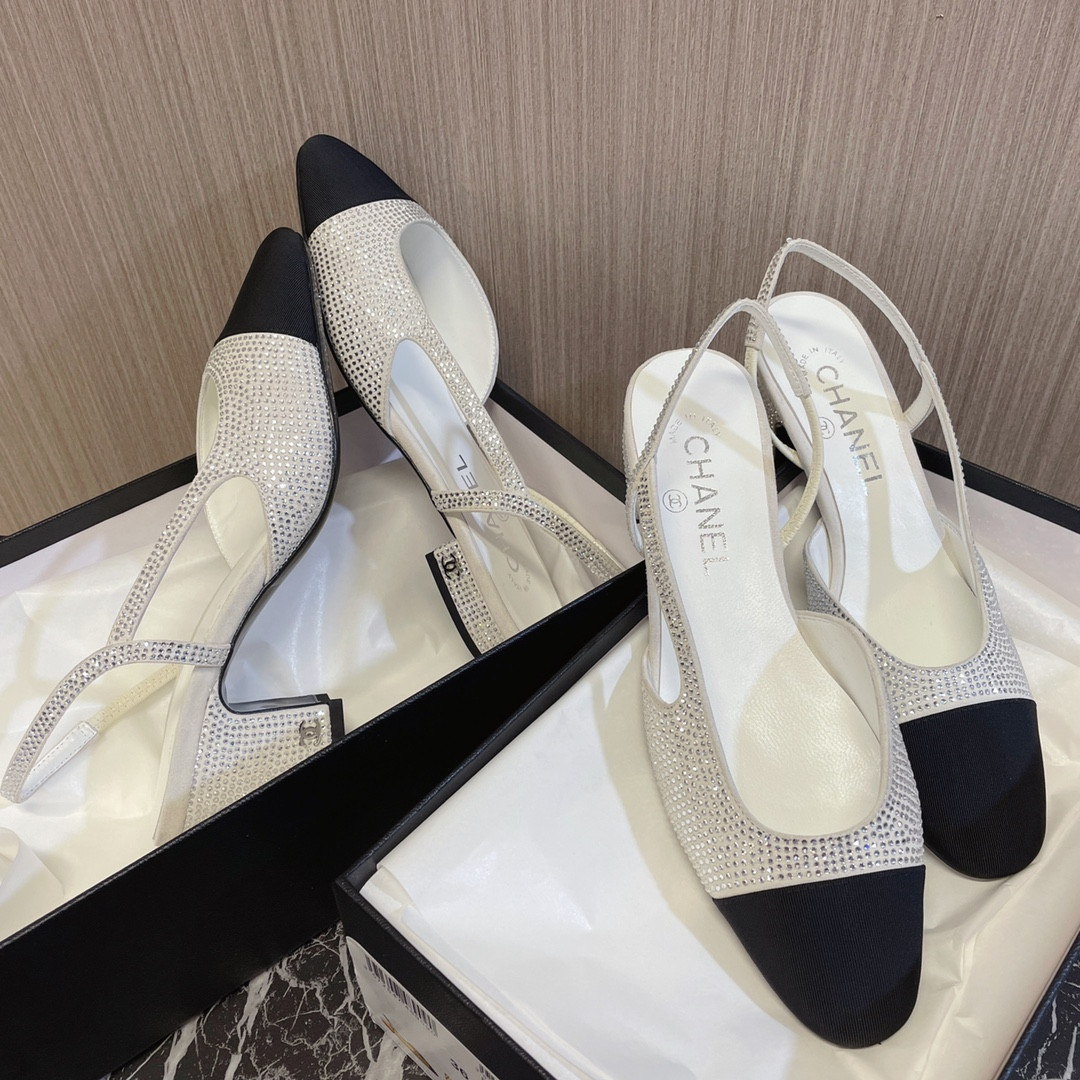 Chanel rhinestone thick heel side empty sandals - Sneaker Replica Workshop