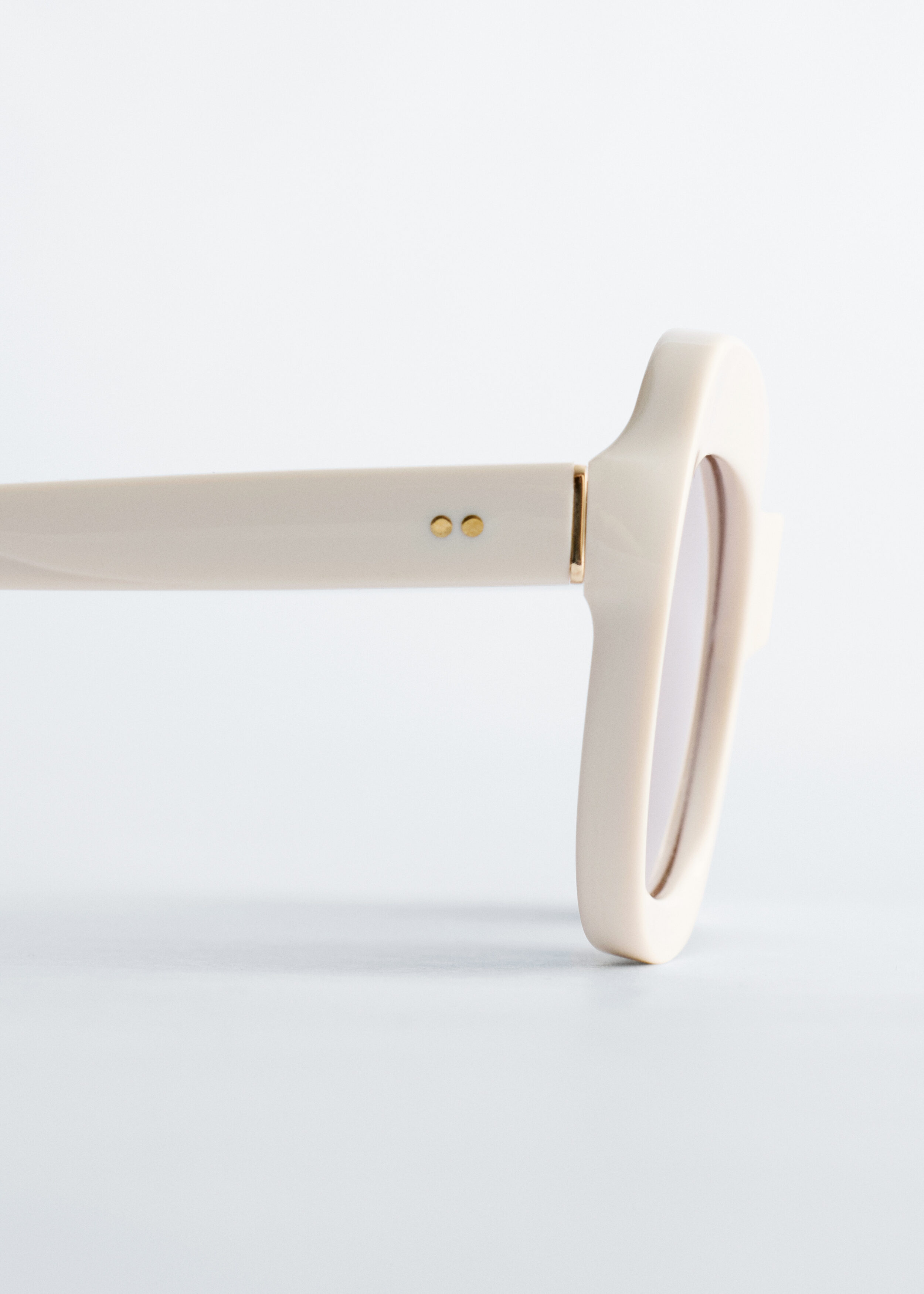 & Other Stories OVAL CAT-EYE SUNGLASSES