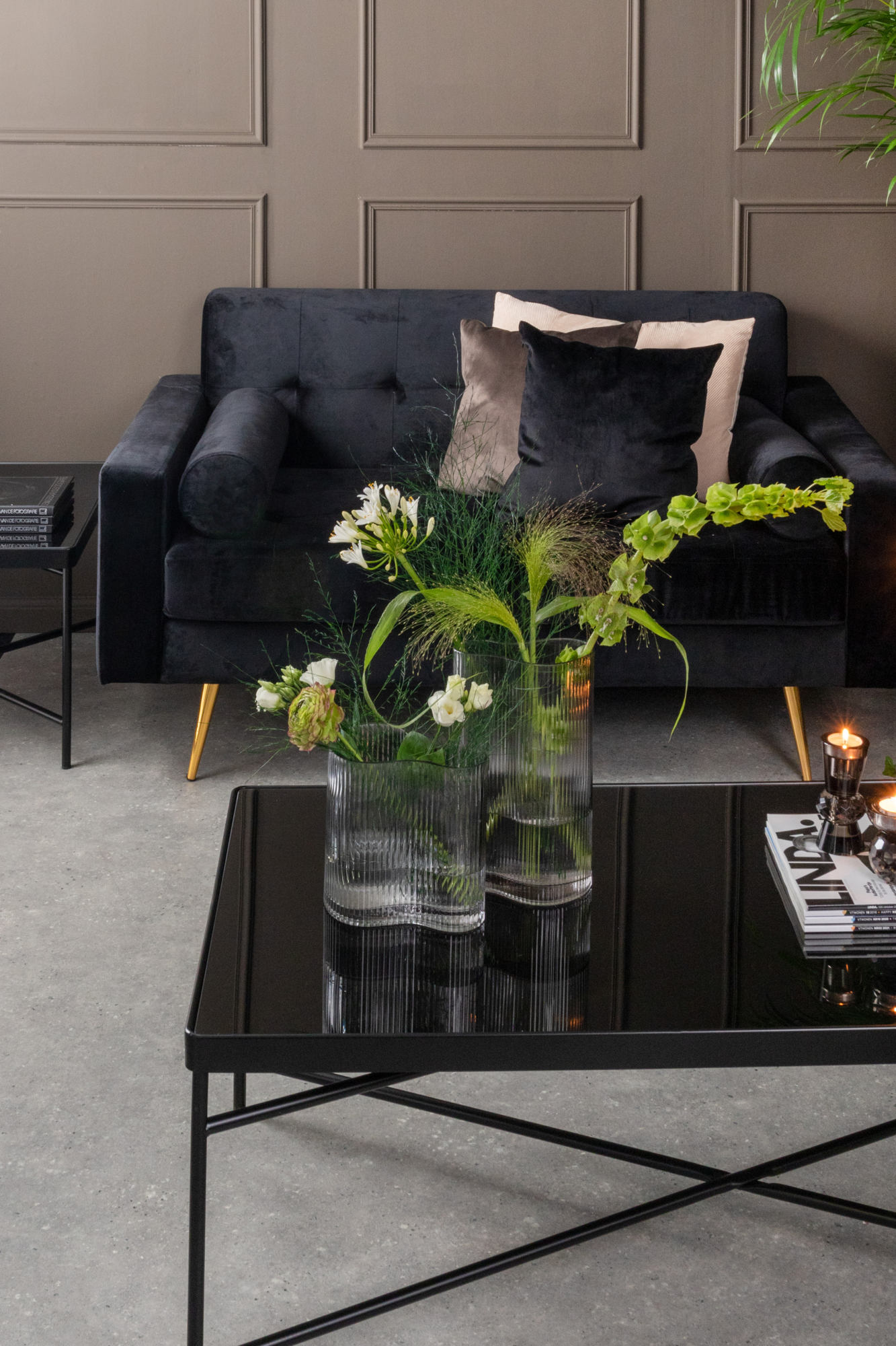 Coffee table Smooth square large matt black