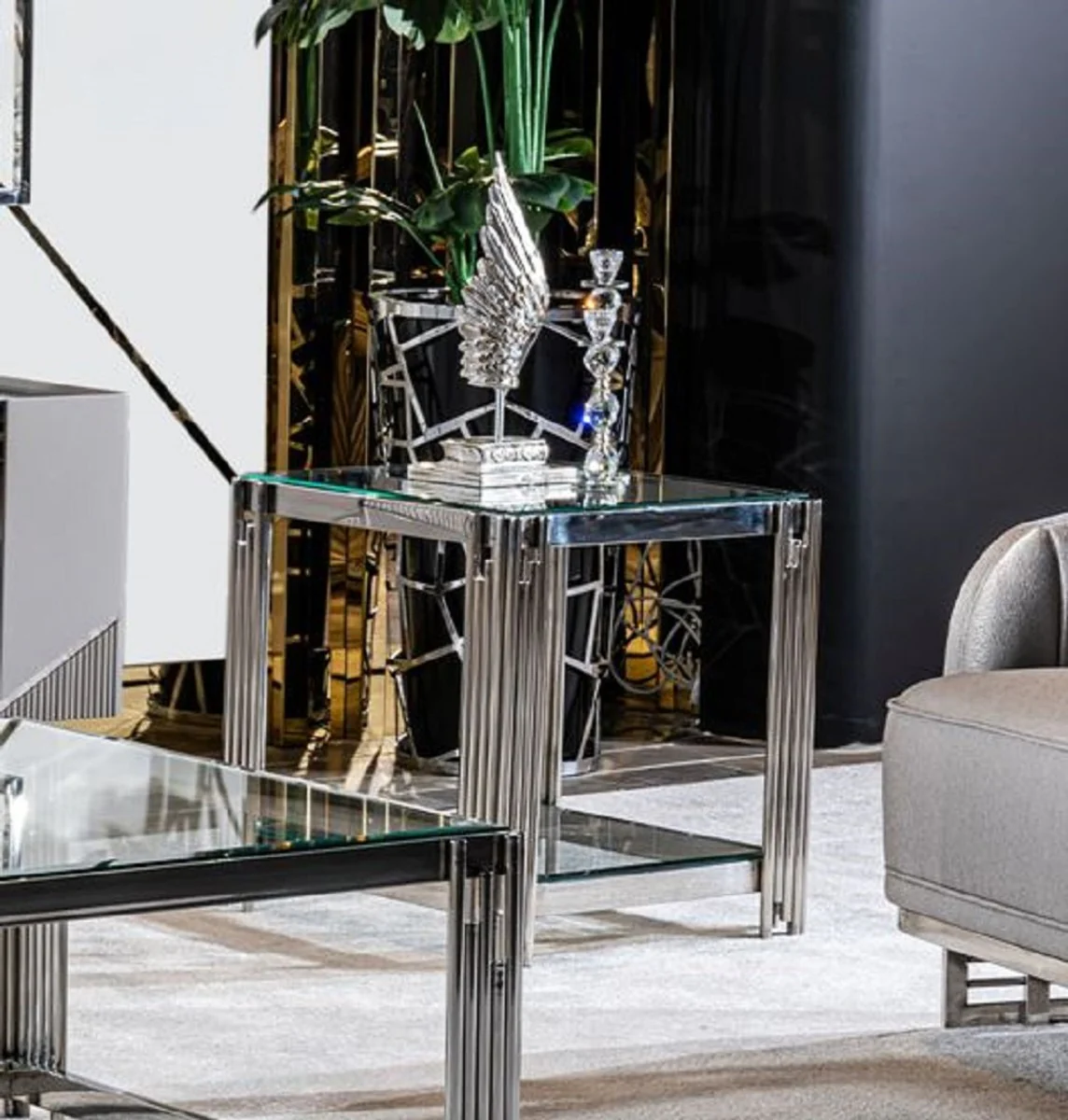 Luxury side table silver 50 x 50 x H. 58 cm - Square table with glass top - Living room furniture - Luxury furniture - Luxury furnishings - Living room furnishings