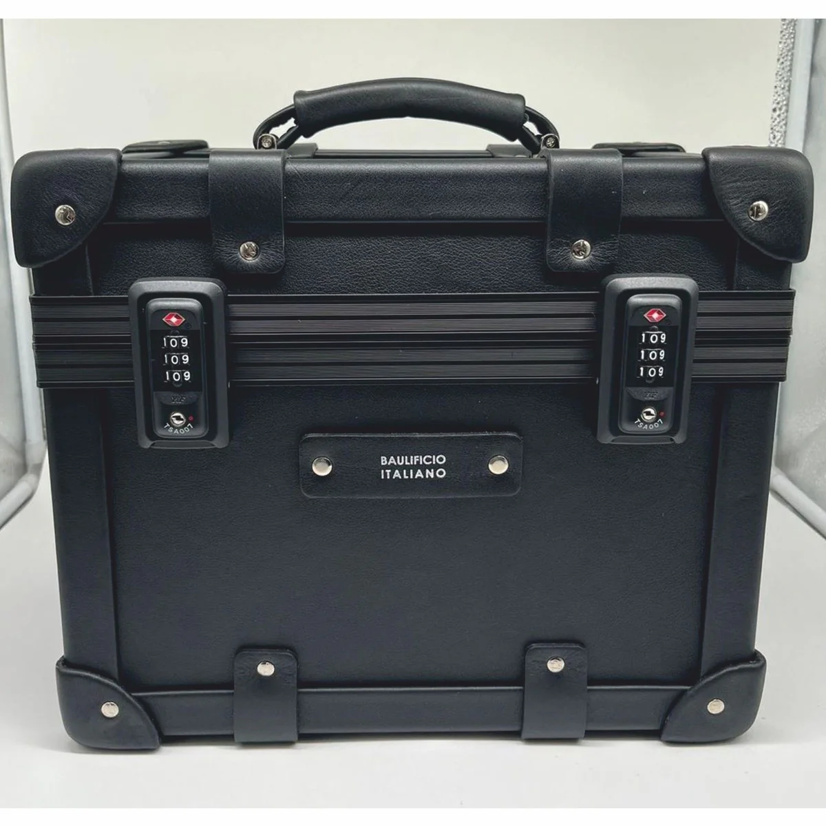 Luxury make-up case black 29 x 21 x H. 24 cm - luxury quality