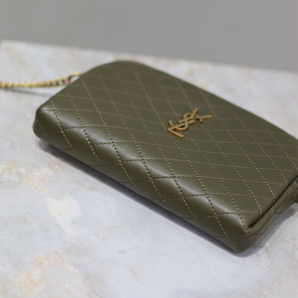 YSL Gaby zipped pouch in quilted lambskin - Top Club