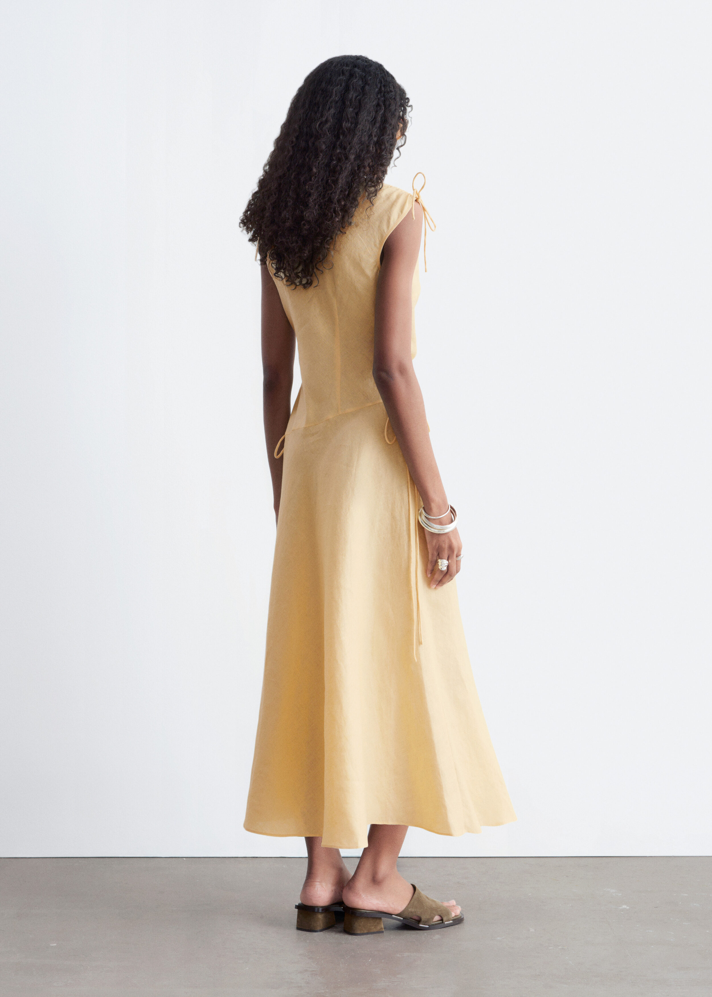 & Other Stories FLARED LINEN MIDI DRESS