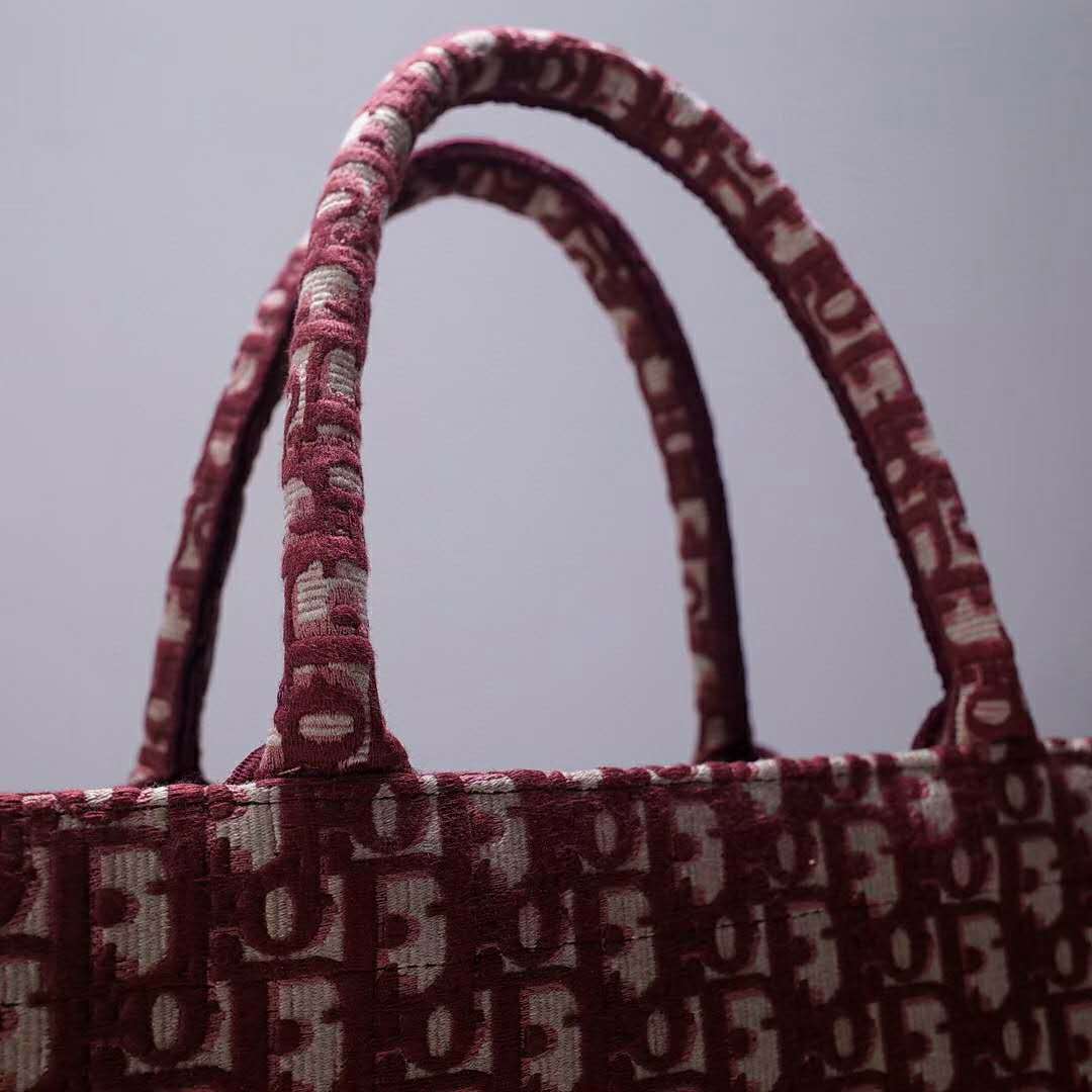 CD Unisex CD Book Tote Maroon CD Oblique Embroidered Velvet - Top Club