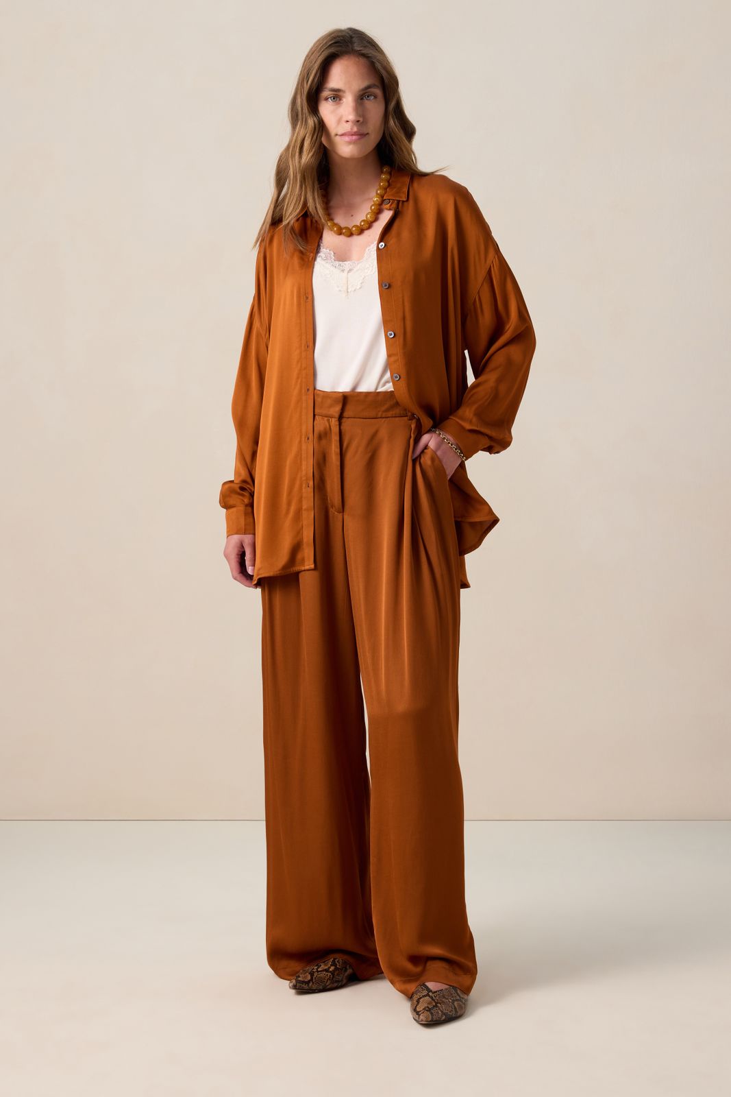 Bruine oversized blouse