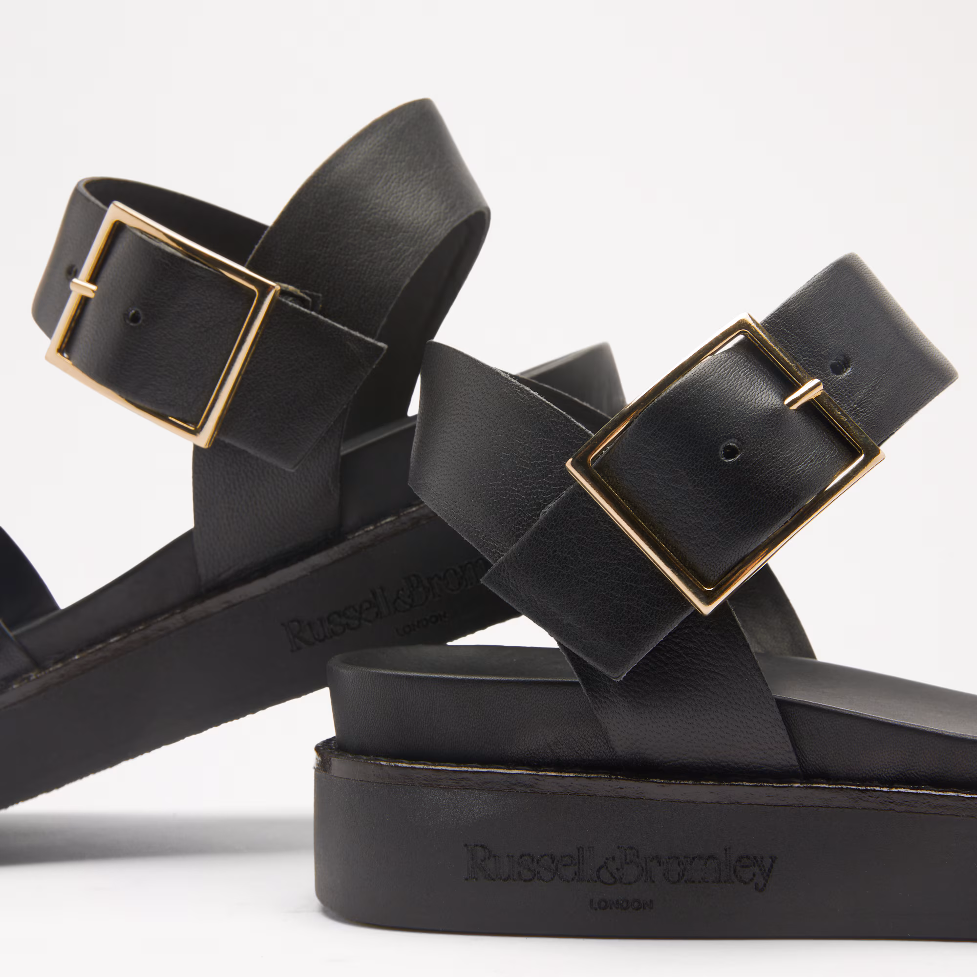 BostonFlatform Sandal