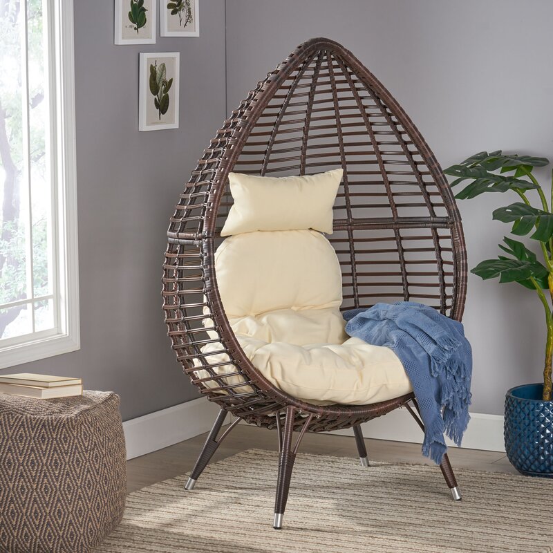 Ceri patio chair with cushions