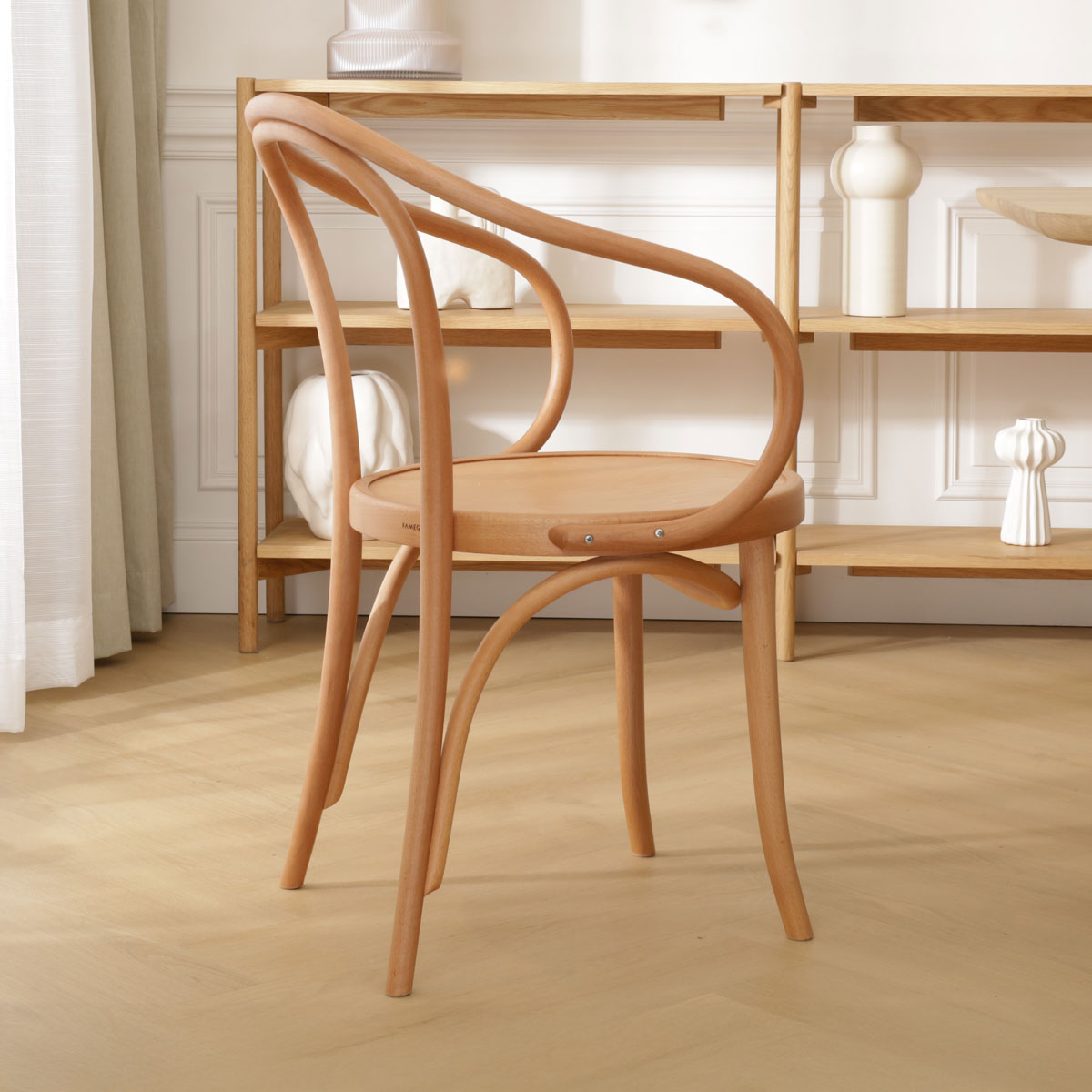 Houten eetkamerstoel met armleuningen Venice No. 9 -naturel