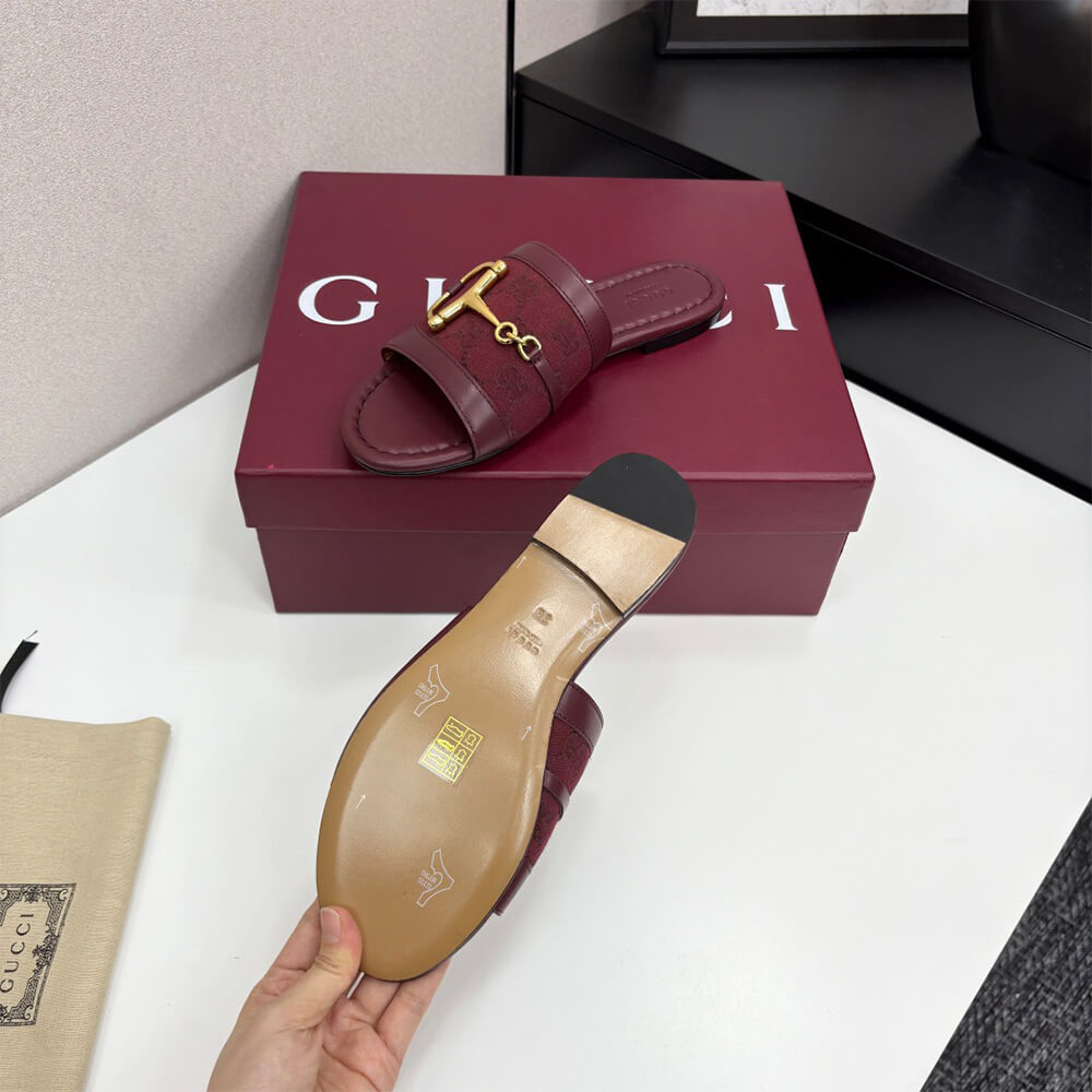 GUCCI Women s slide sandal with Horsebit - Top Club