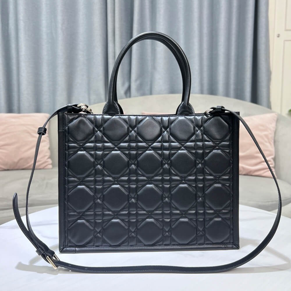 Dior Medium Dior Book Tote - Top Club