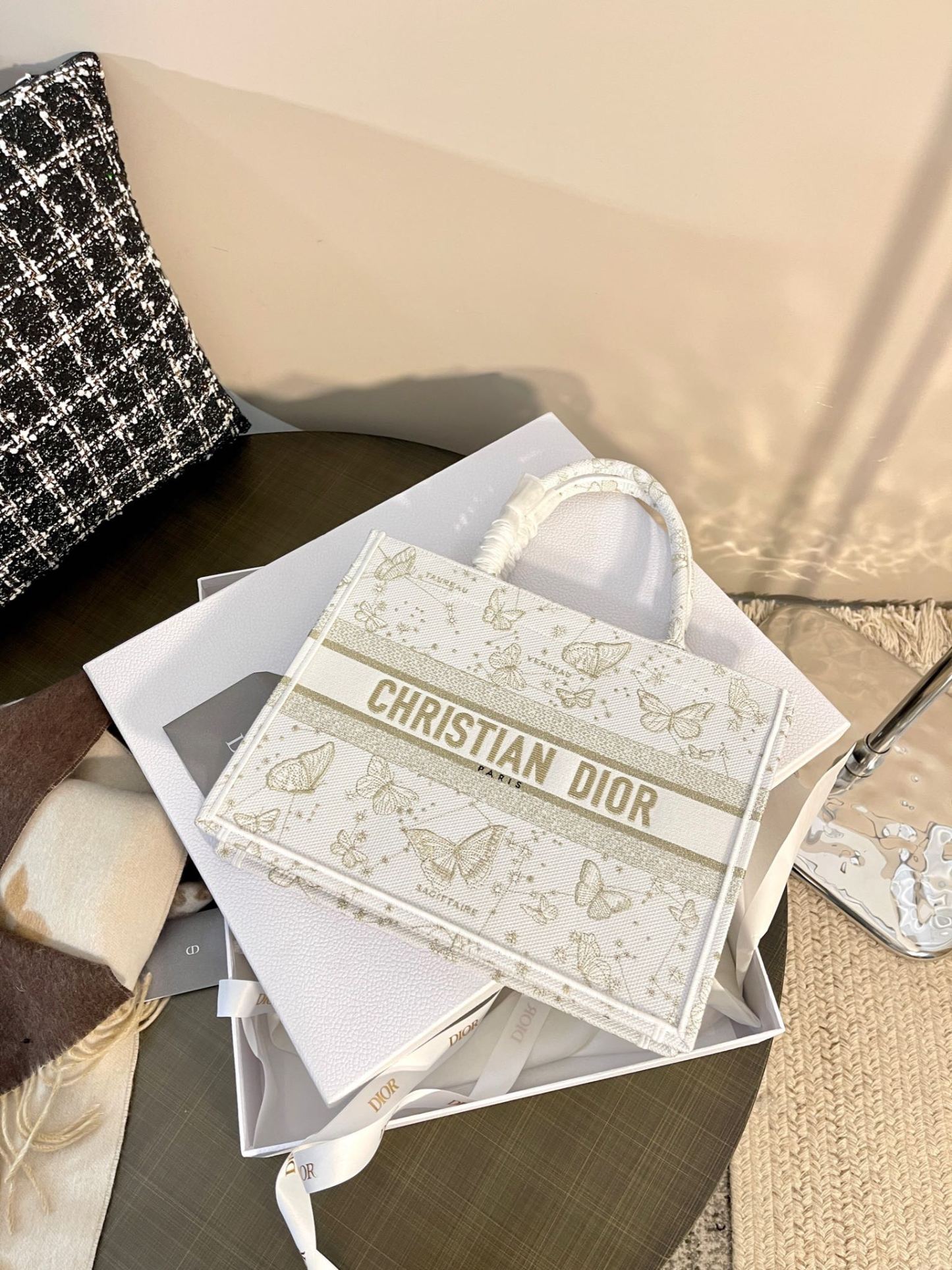 D book tote bag butterfly size: 36??27??16cm - Top Club