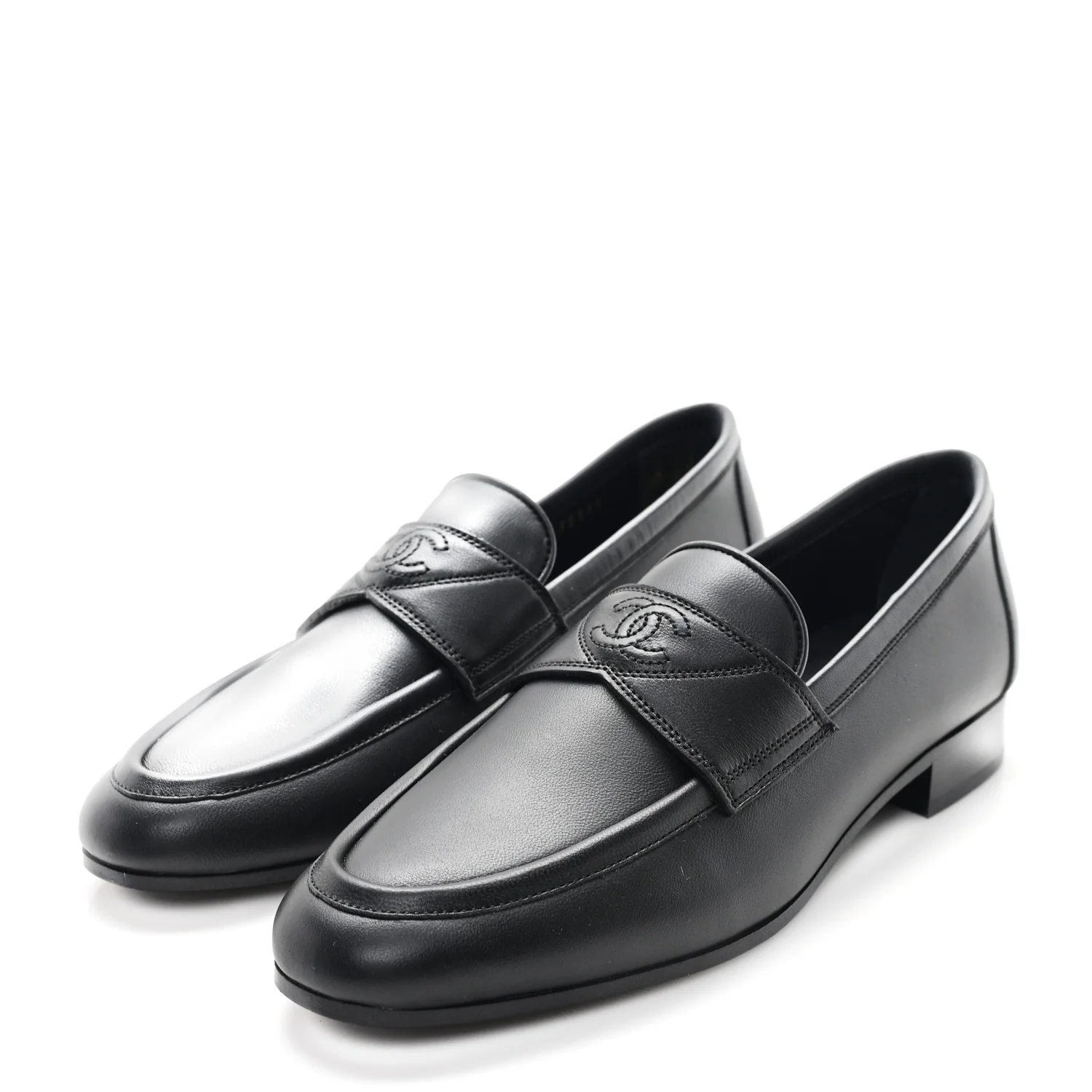 Calfskin Womens Stitched CC Loafers 36 Black - Top Club
