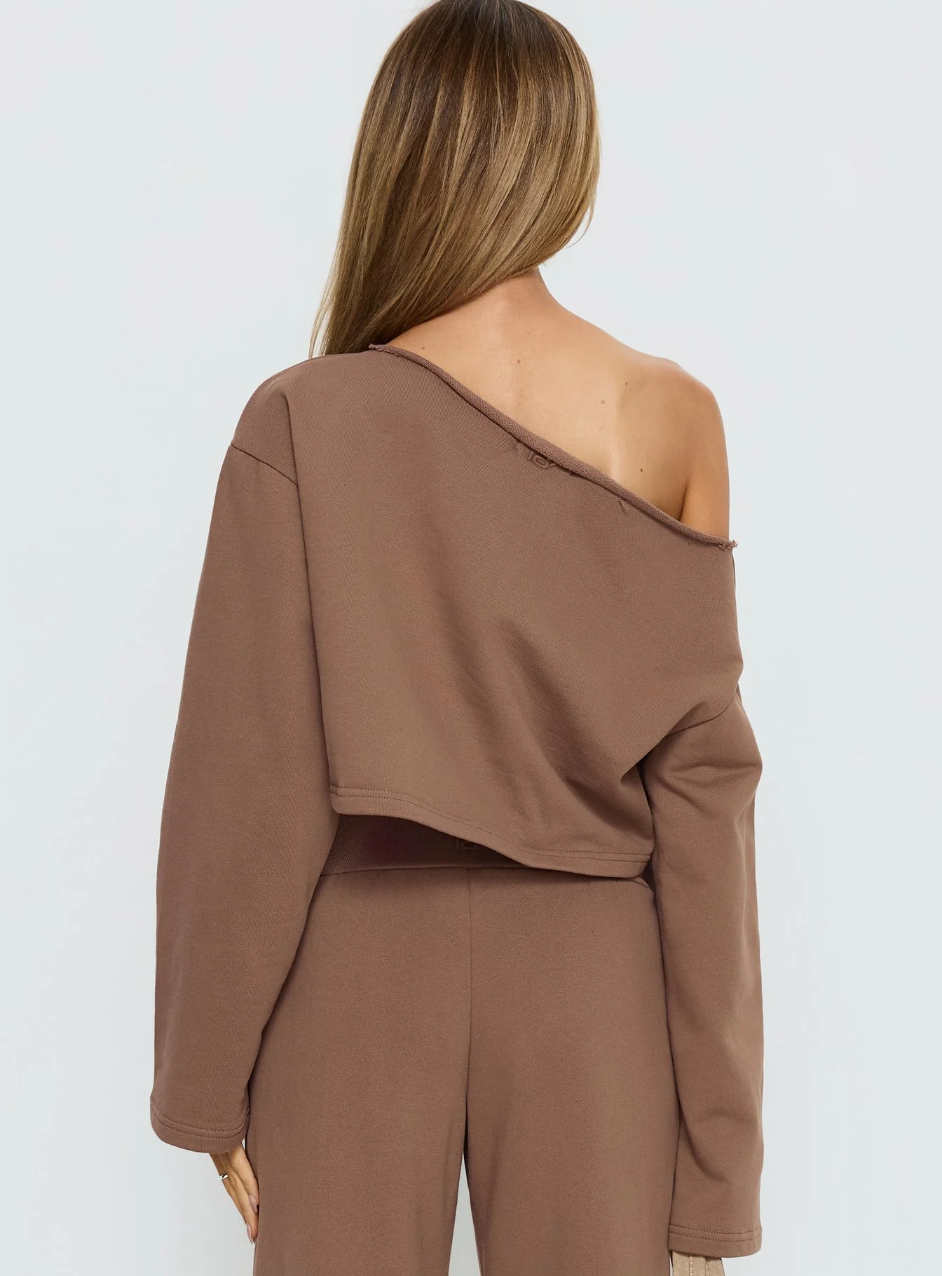 Retreat Raw Edge Off Shoulder Jumper Cocoa