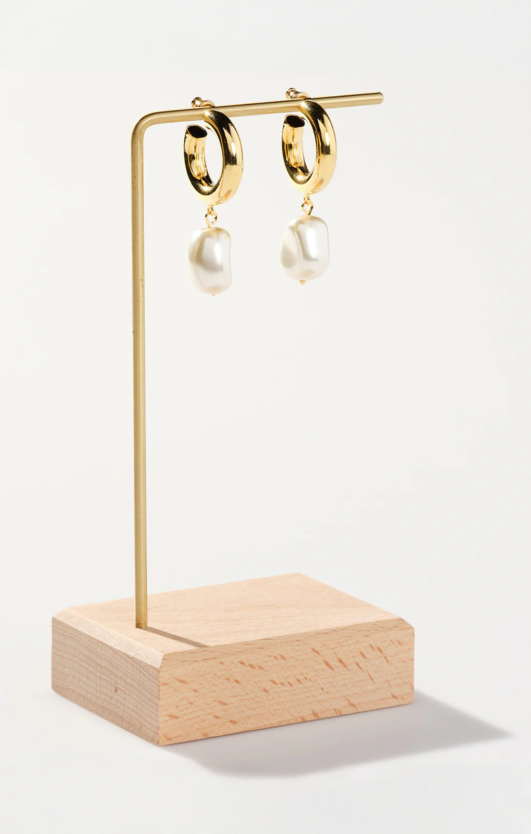 Faithy Jewels Ivy Hoops ~ Gold/Pearl