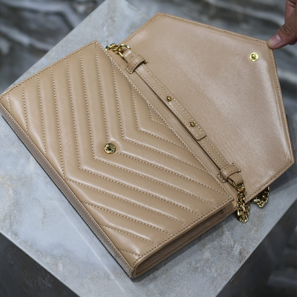 YSL cassandre chain wallet in lambskin - Top Club