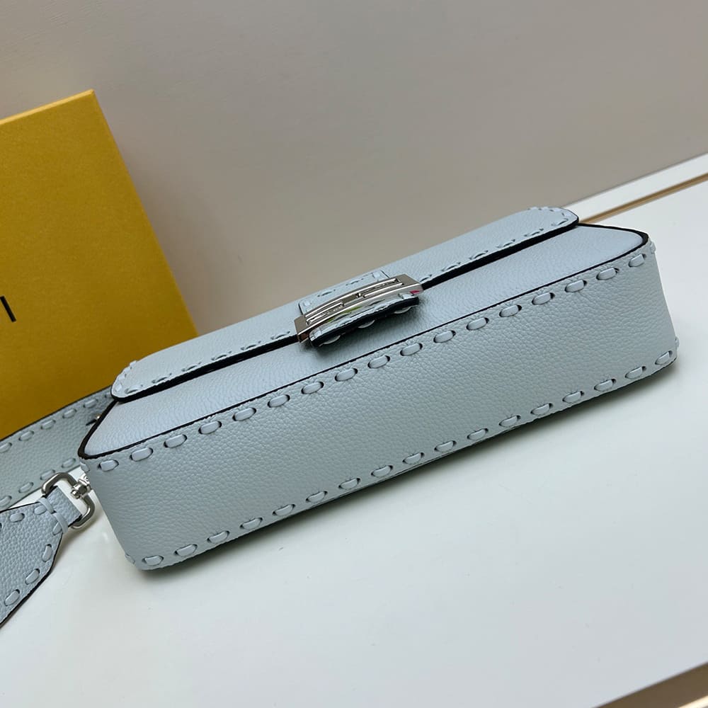 Fendi Baguette - Top Club