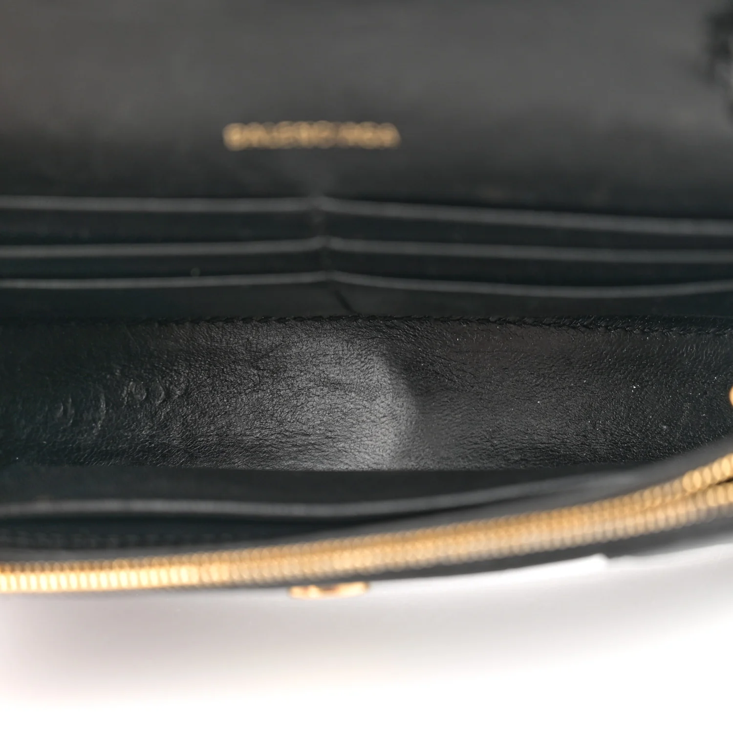 Shiny Calfskin Crocodile Embossed Hourglass Chain Bag Black - Top Club