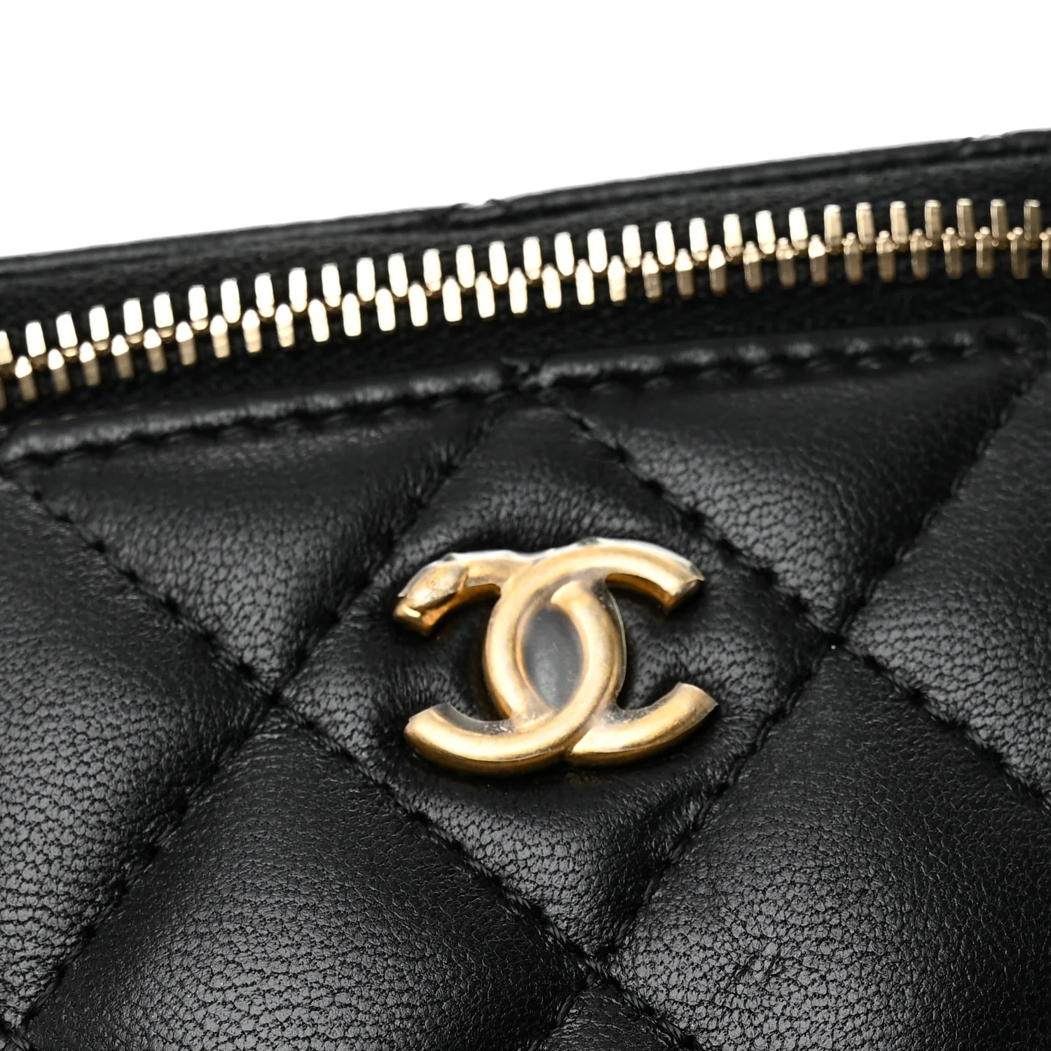 Lambskin Quilted Mini Pearl Crush Vanity Case With Chain Black - Top Club