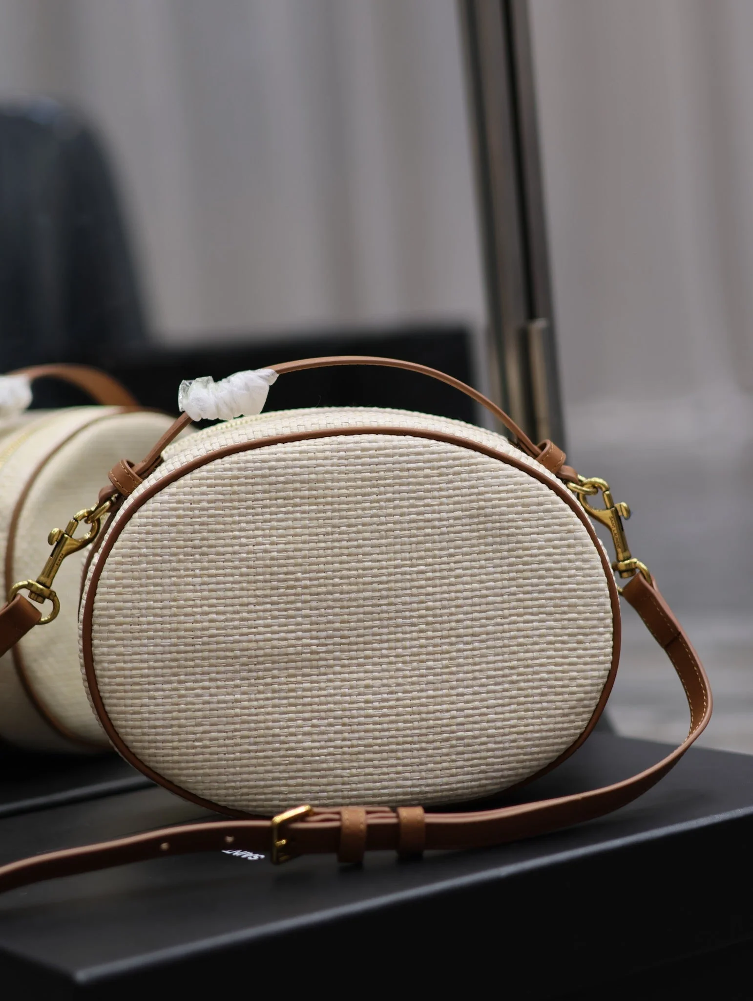 YSL Leather-trimmed raffia shoulder bag - 22��16.5��6cm - Top Club