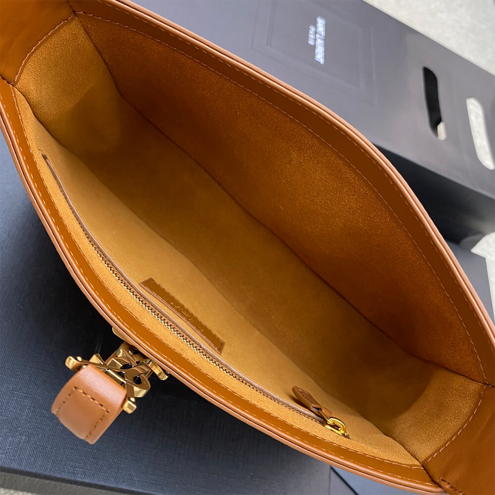 YSL le 5 a 7 in smooth leather - Top Club