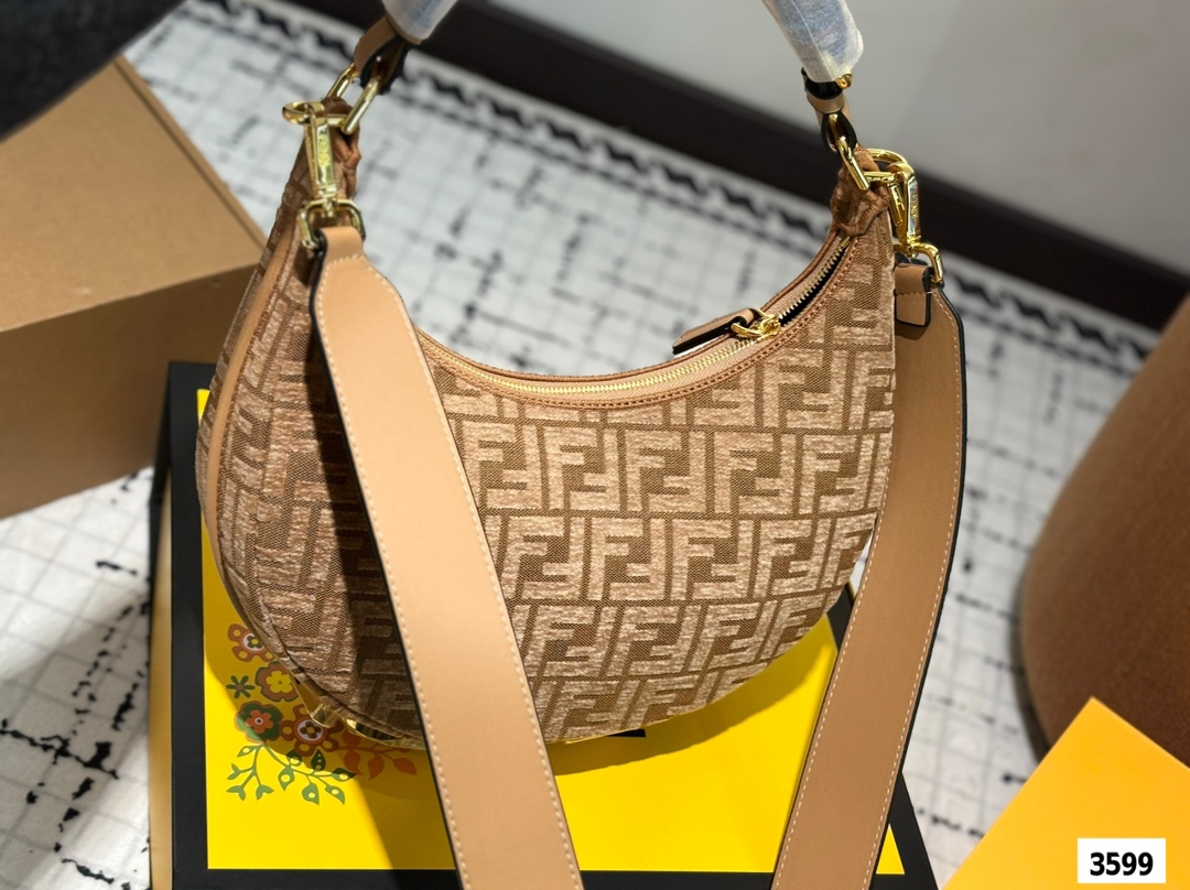 Fen 2025 new arrival graphy moon bag size:30 * 16cm - Top Club