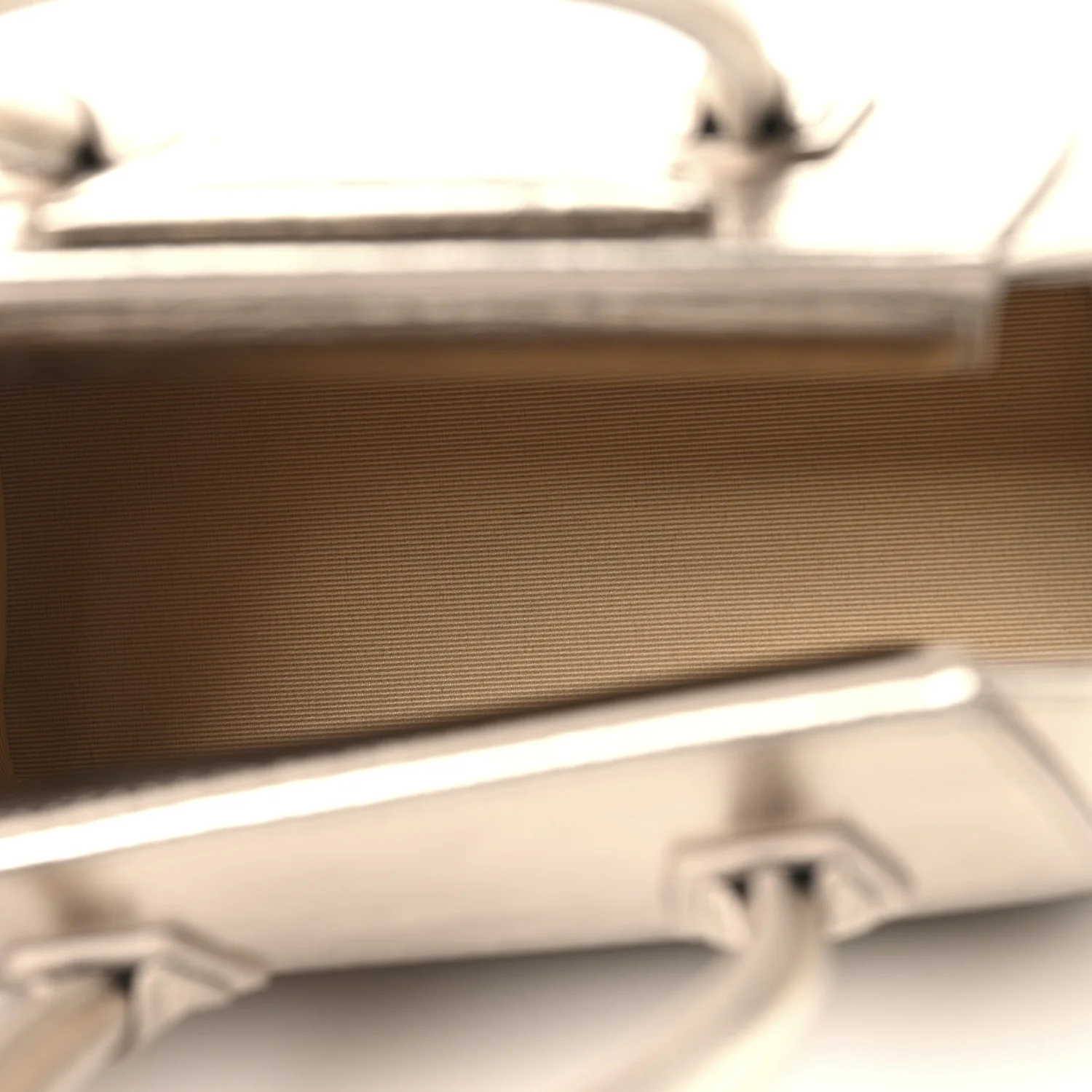 Laminated Lambskin Mini Antigona Gold - Top Club