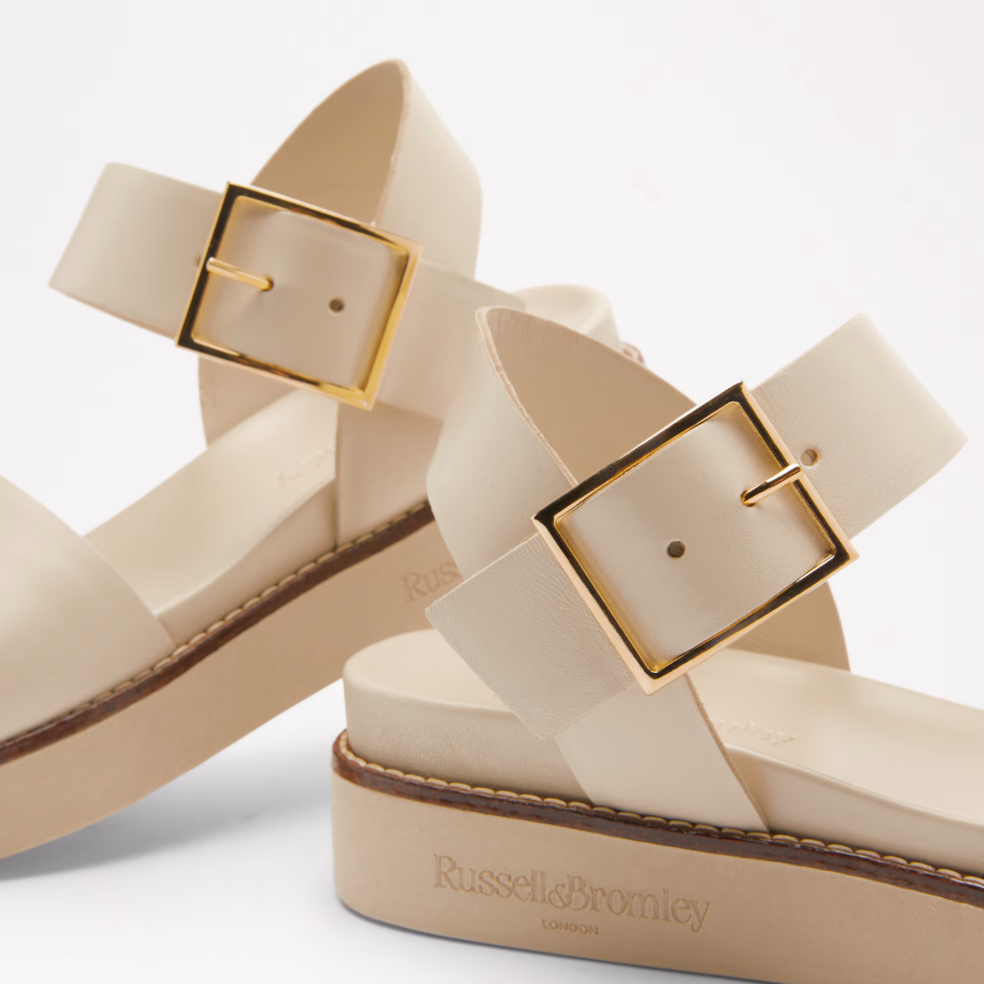 BostonSporty Flatform Sandal