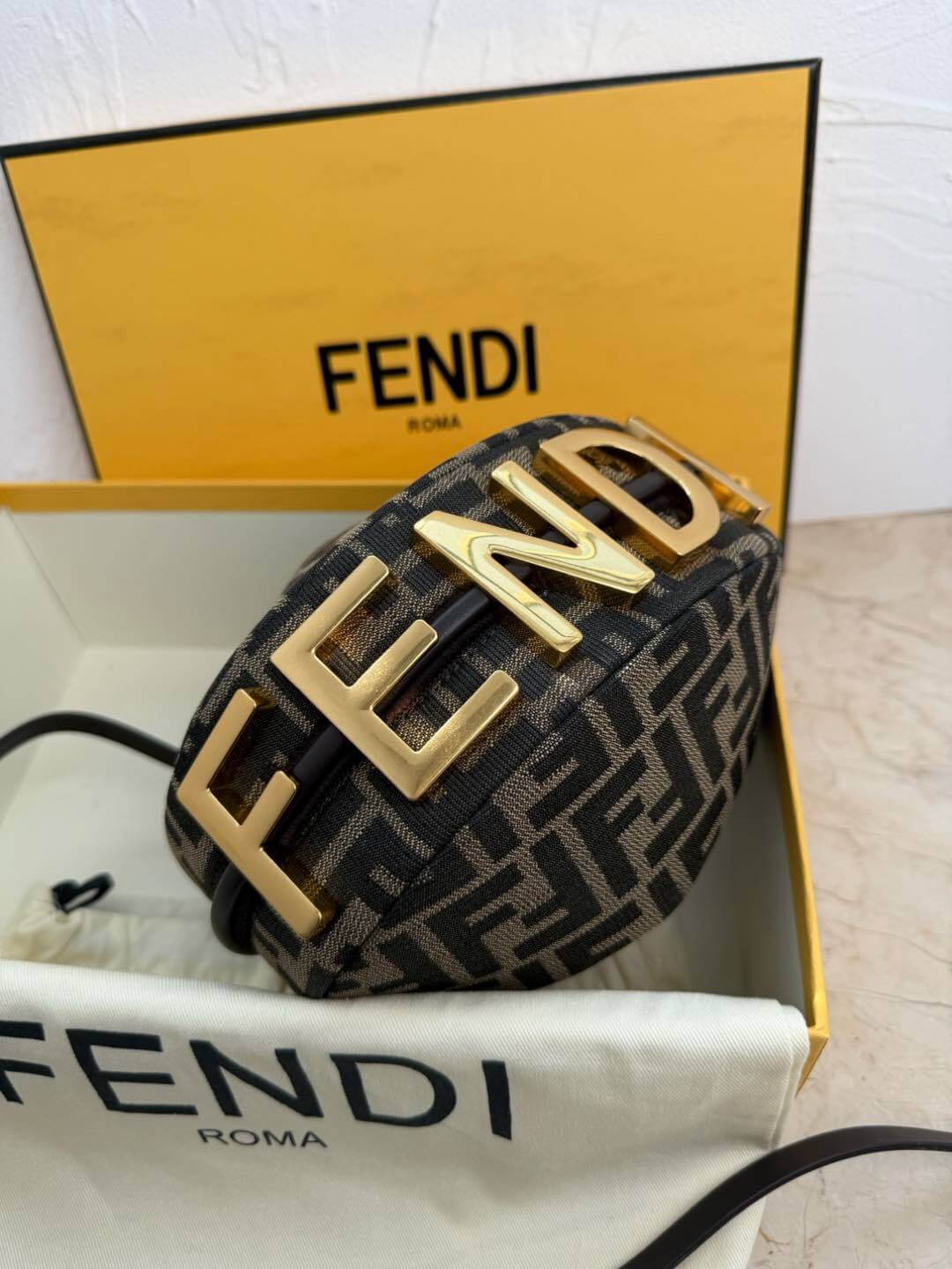 Fendigraphy Mini(HIGH-END GRADE) - Top Club