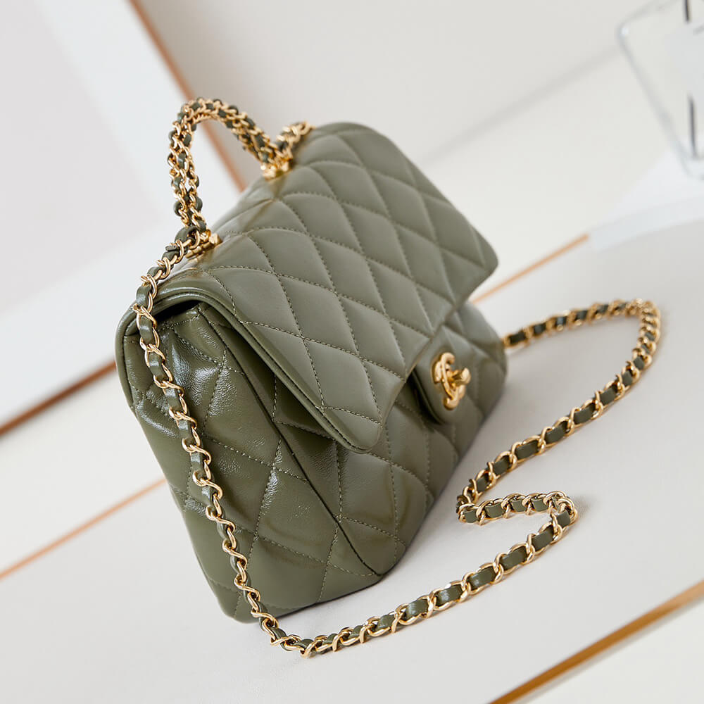 CHANEL Flap Bag with Top Handle - Top Club