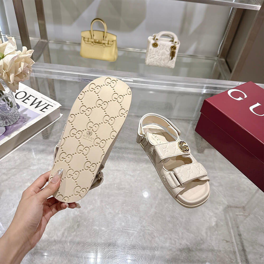 GUCCI Women s sandal with Double G - Top Club