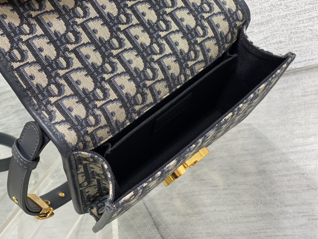 ?? ?????????????????? bag 01 - Top Club