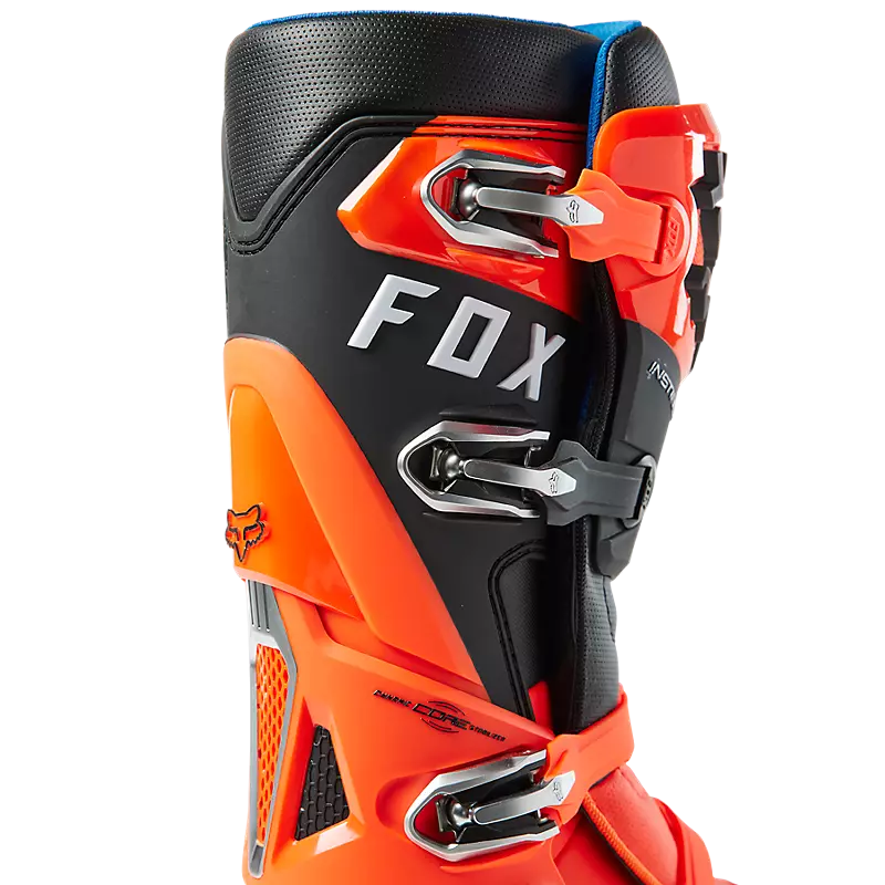 Instincts boots