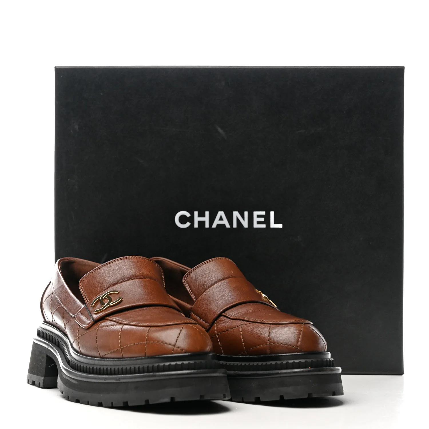 Calfskin Quilted CC Mocassin Loafers 36 Brown - Top Club