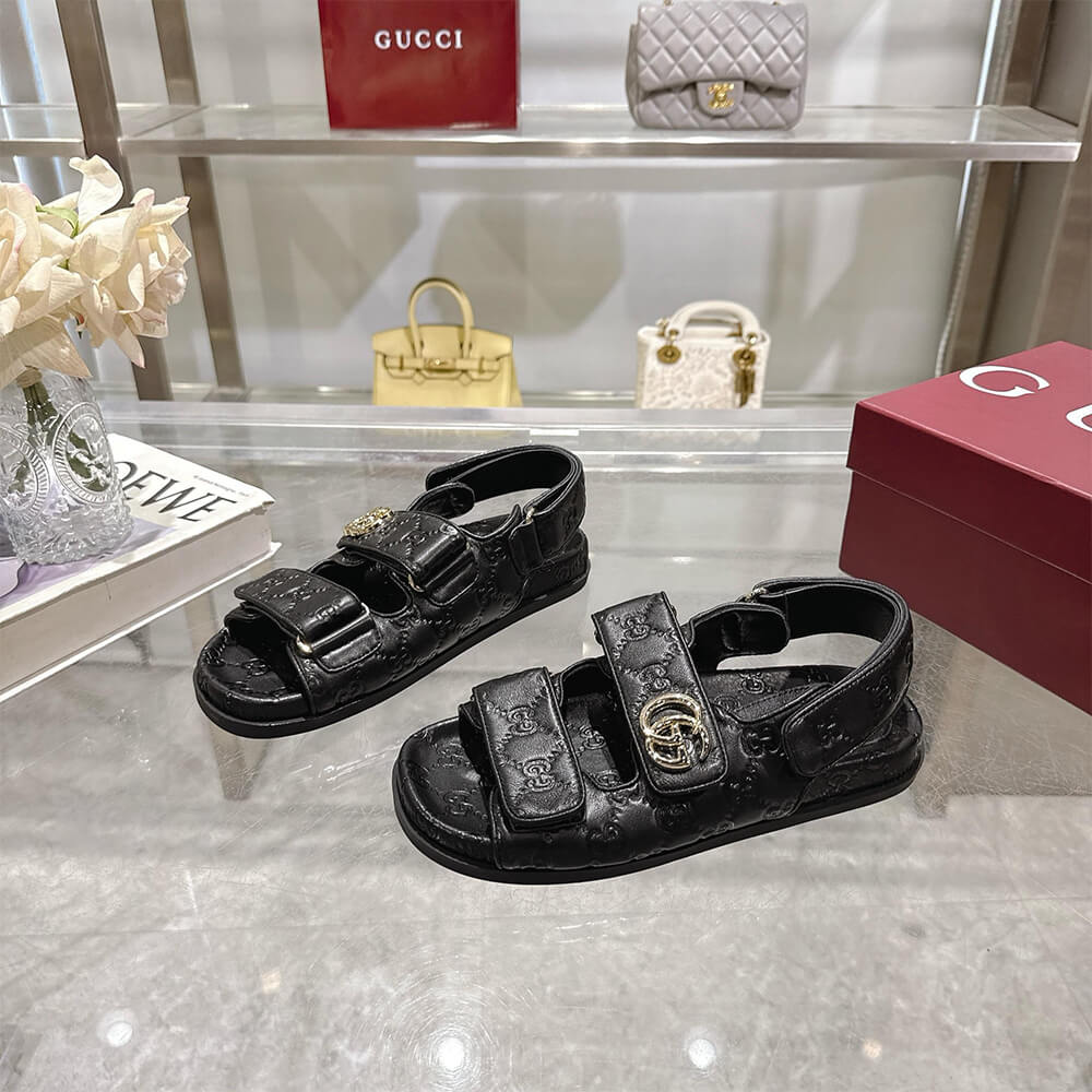 GUCCI Women s sandal with Double G - Top Club