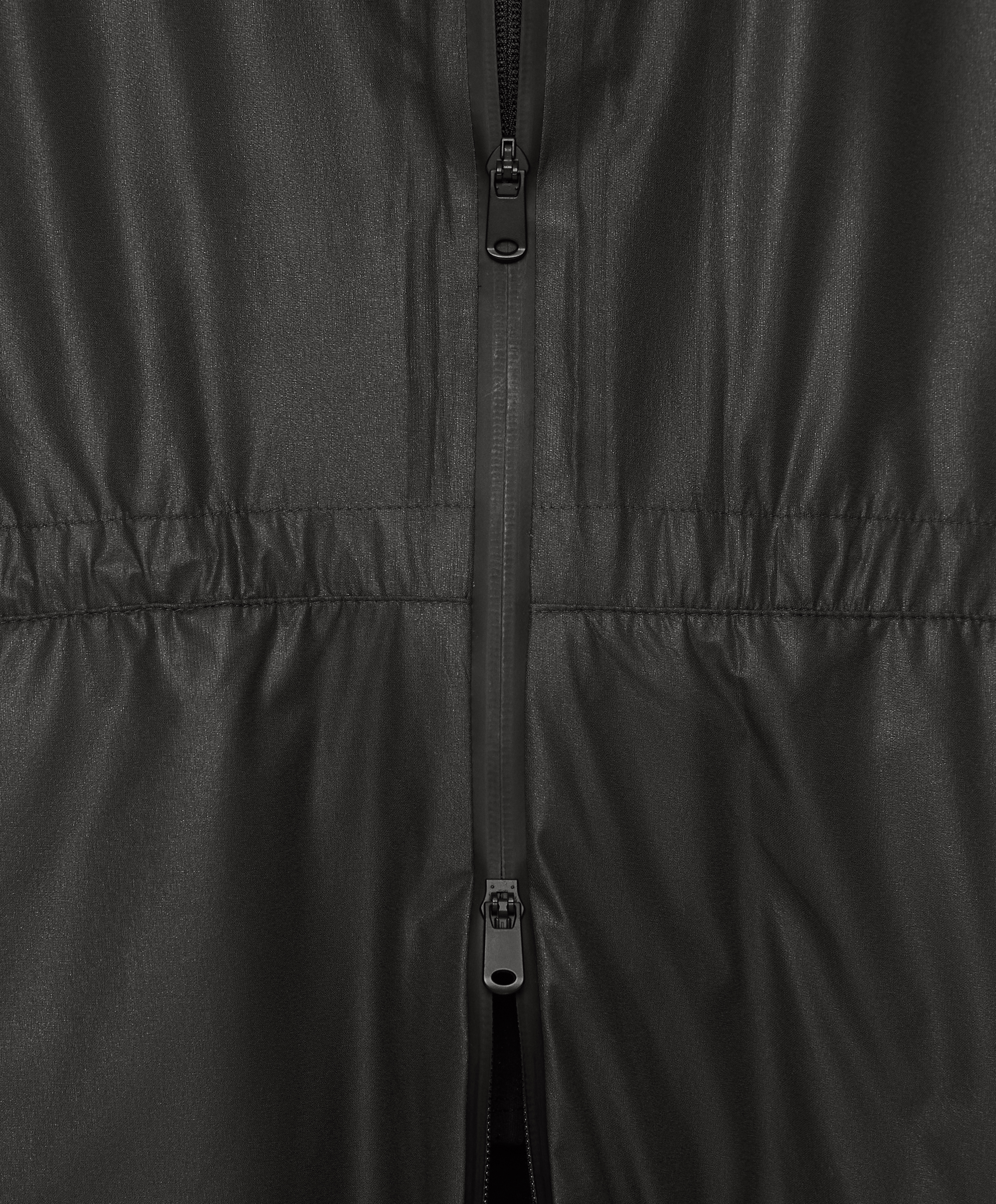 OYSHO Lightweight 20k water-resistant jacket