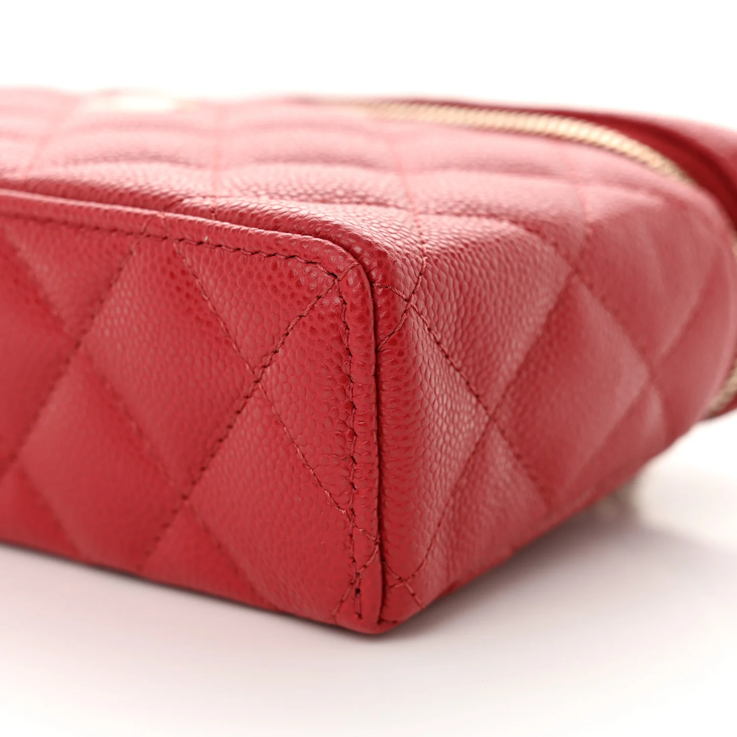 Caviar Quilted Top Handle Slim Vanity With Chain Red - Top Club