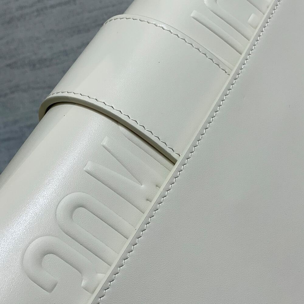 30 Montaigne Bag - Top Club