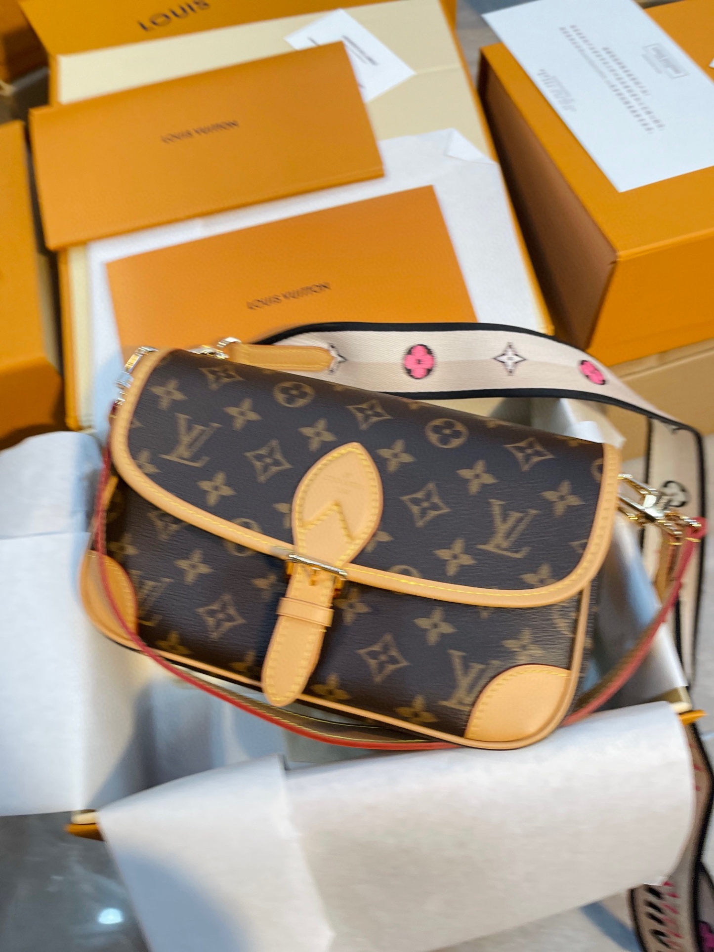 Louis new arrival bag size: 24cm - Top Club