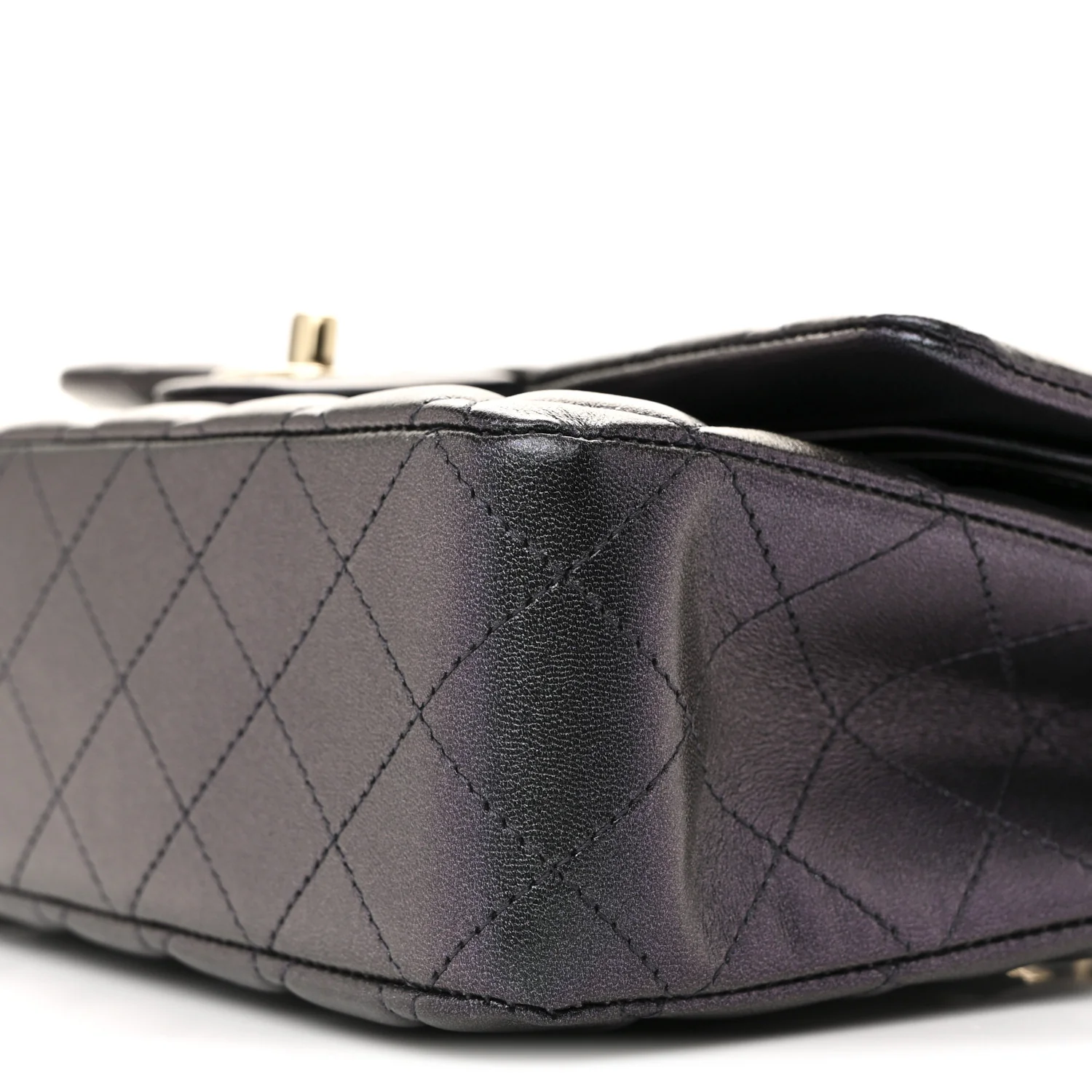 Iridescent Lambskin Quilted Medium Double Flap Black - Top Club